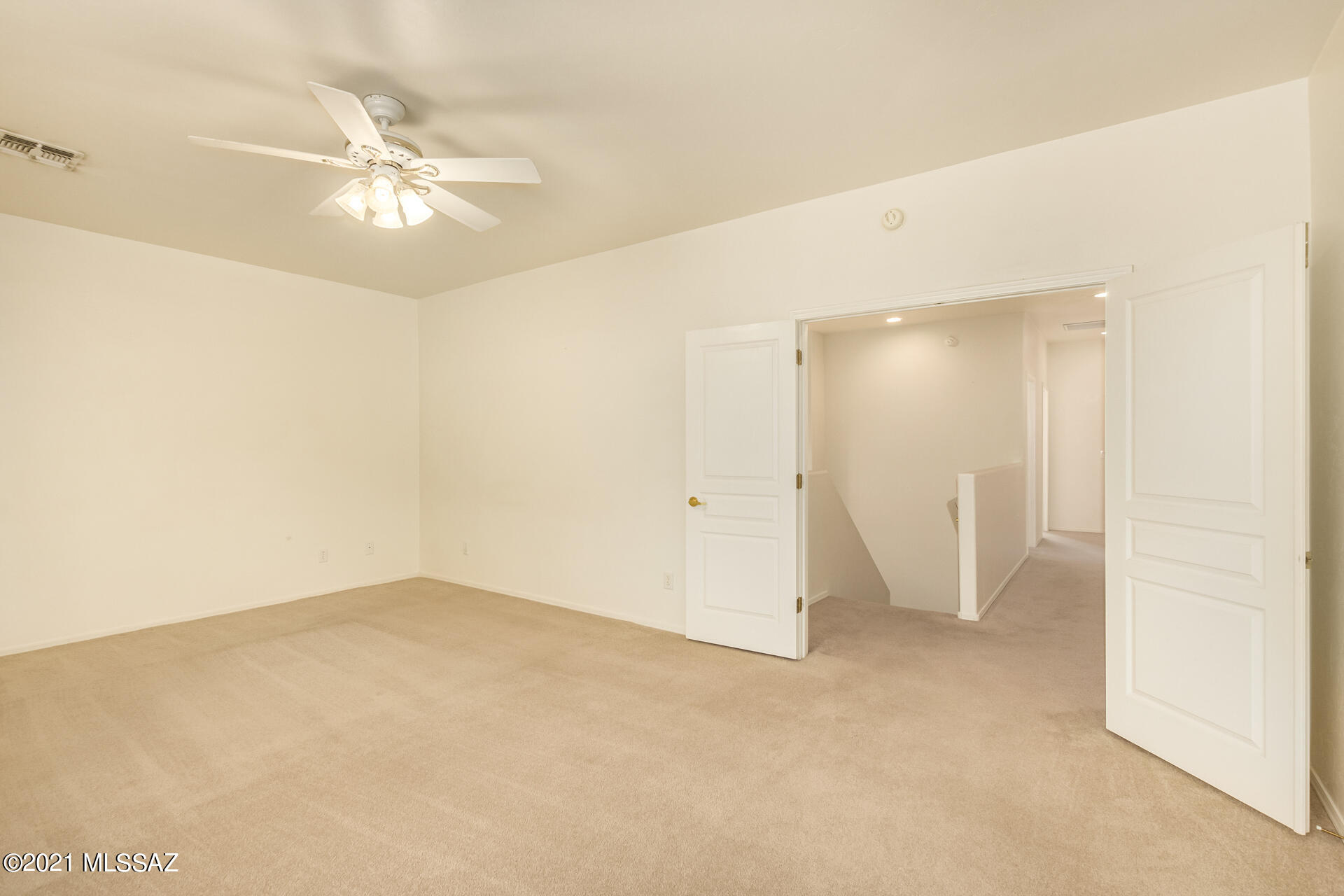 Sabino Mountain (1-290) - Residential