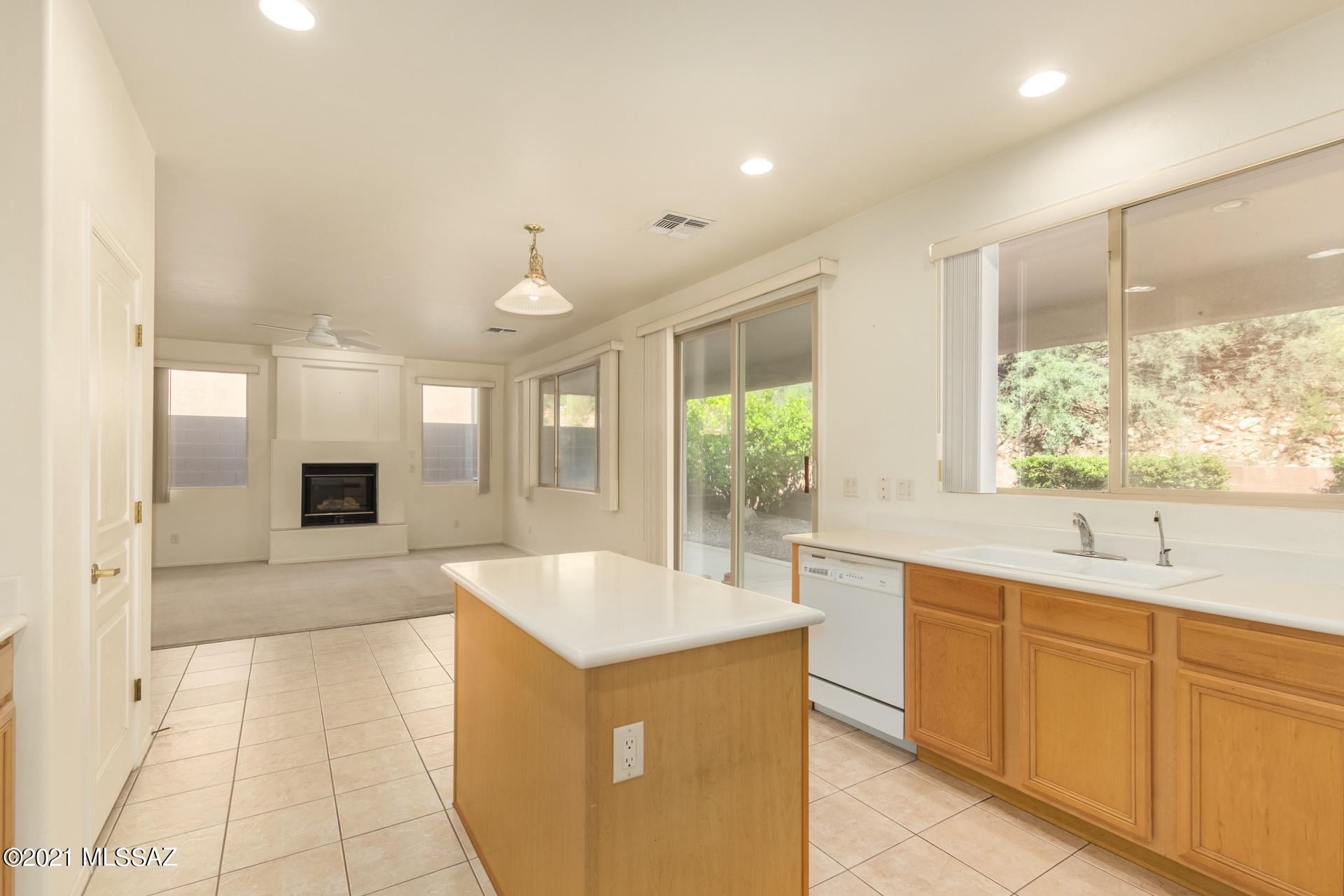 Sabino Mountain (1-290) - Residential