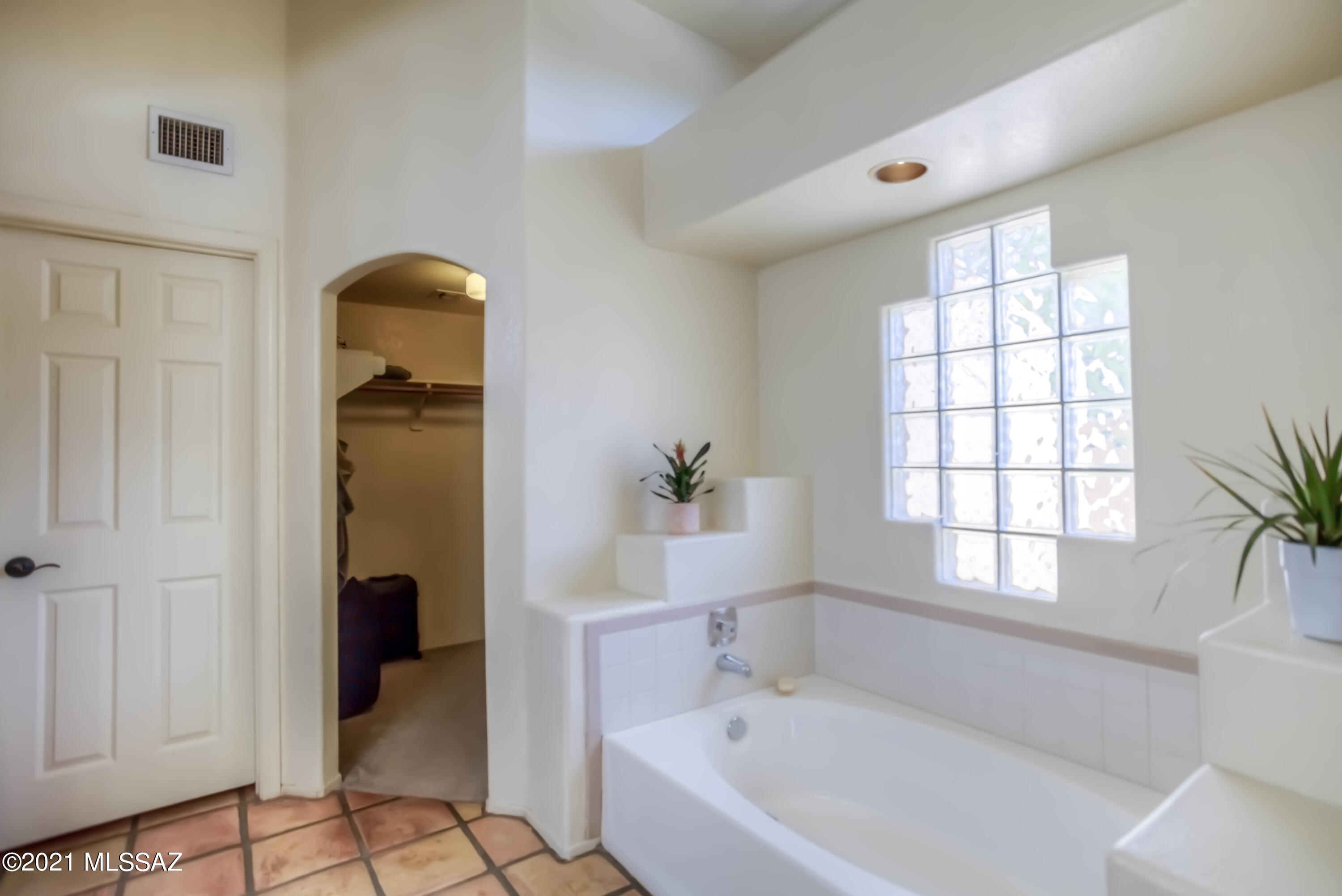 Juniper Ridge(1-12) - Residential