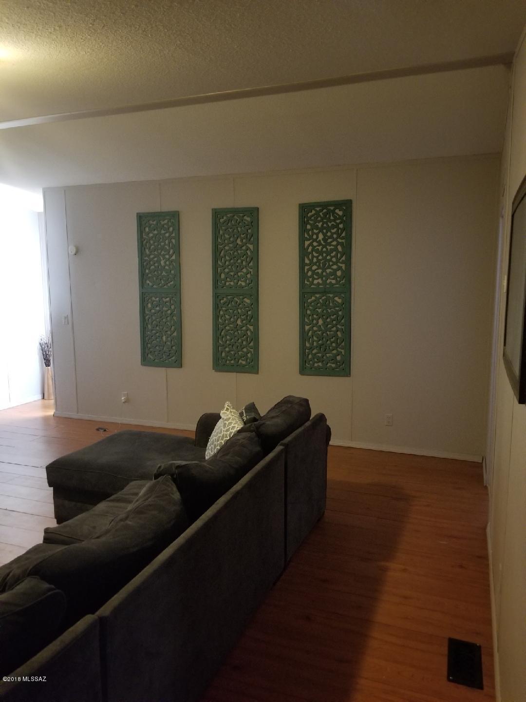 Country Club Terrace (1-108) - Residential