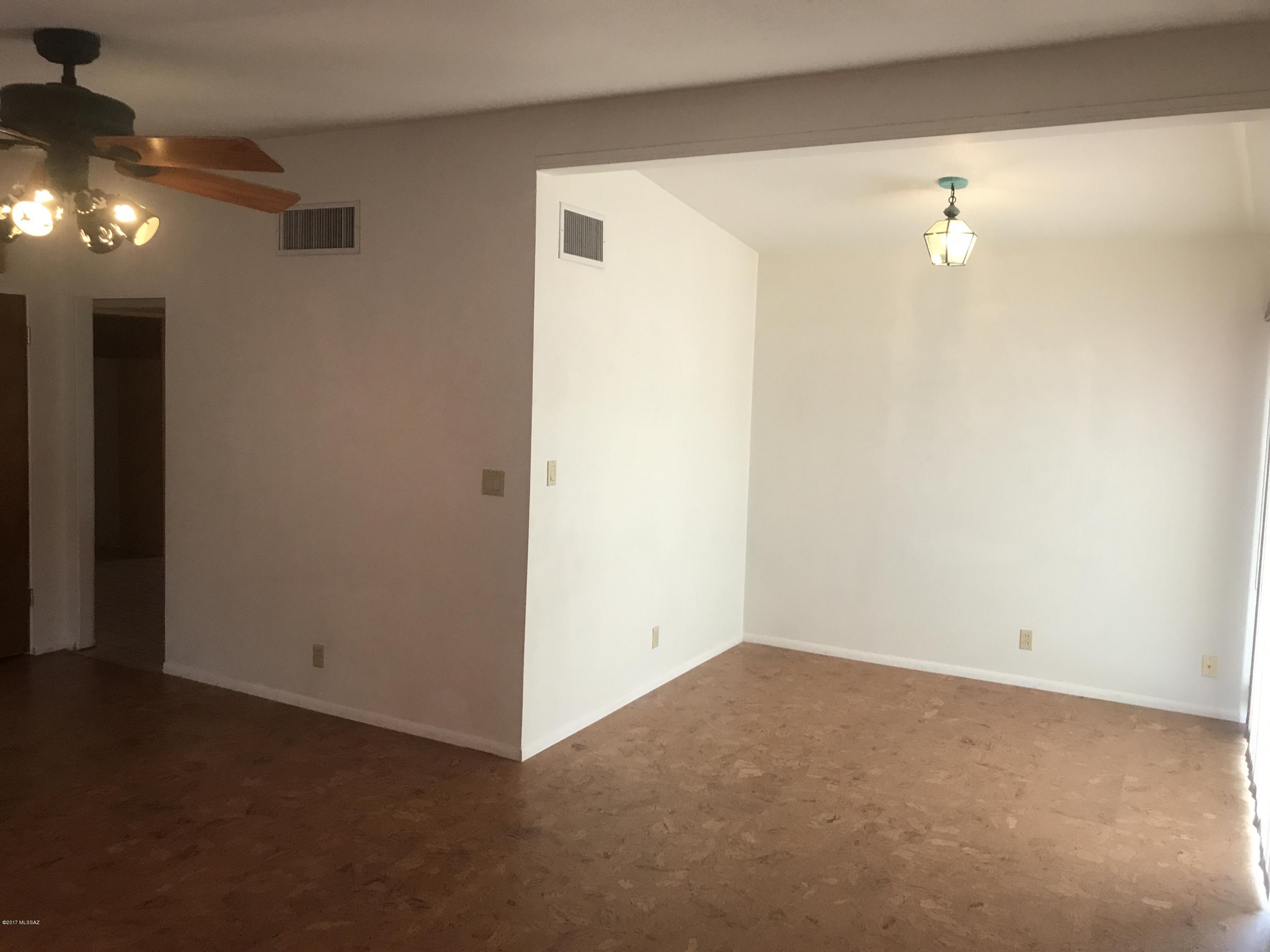 Kingston Knolls Terrace - Residential