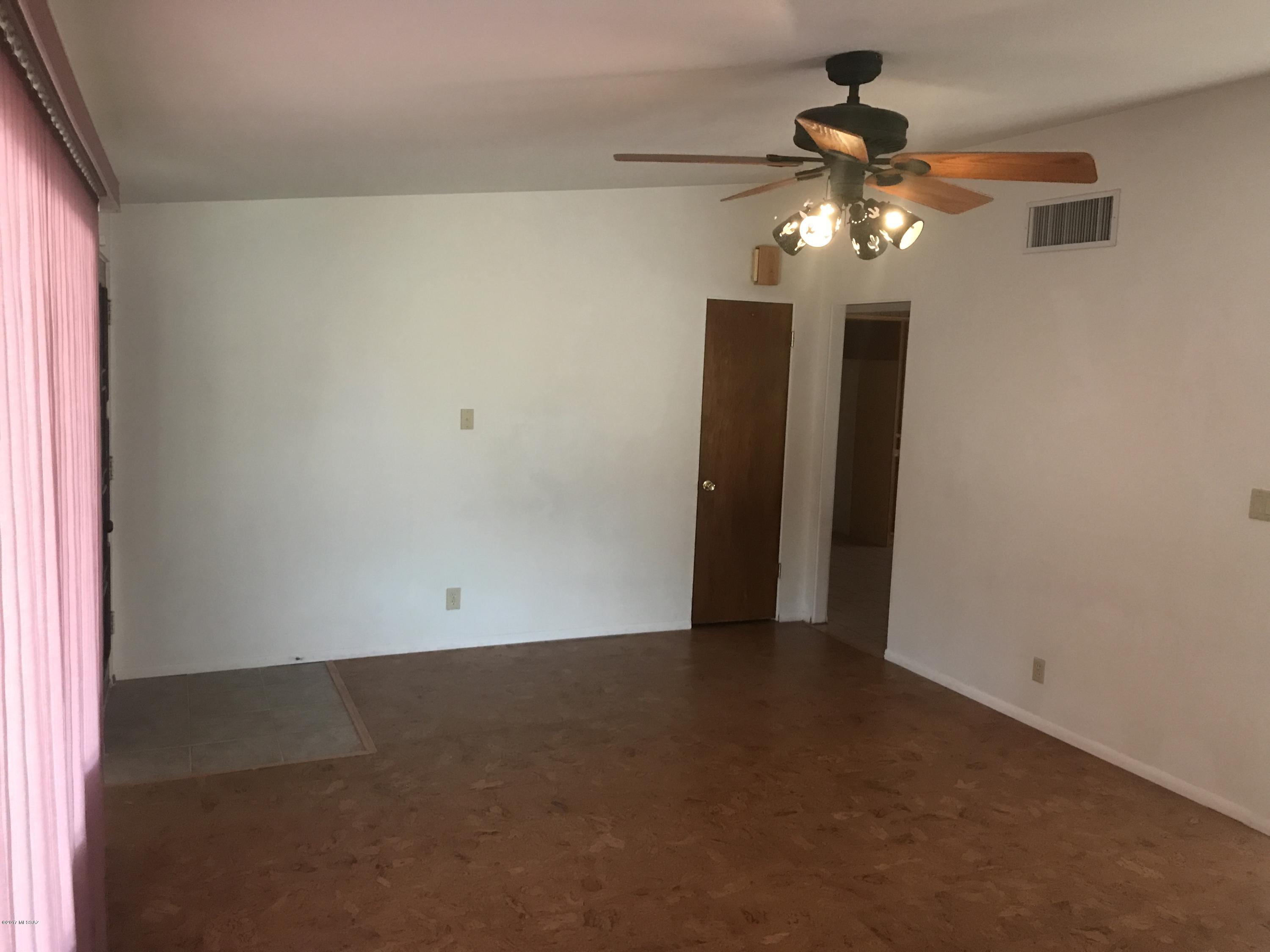 Kingston Knolls Terrace - Residential