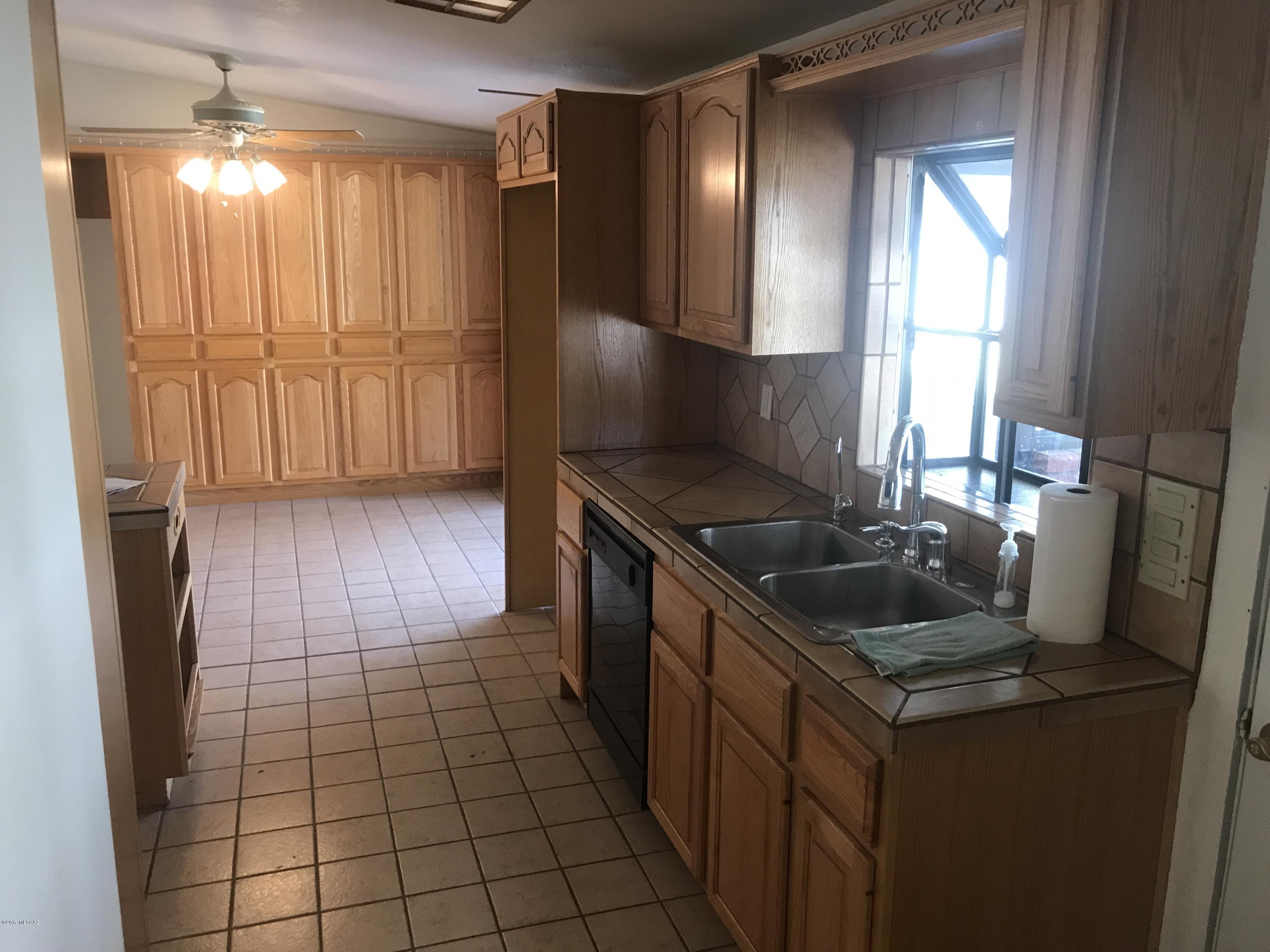 Kingston Knolls Terrace - Residential