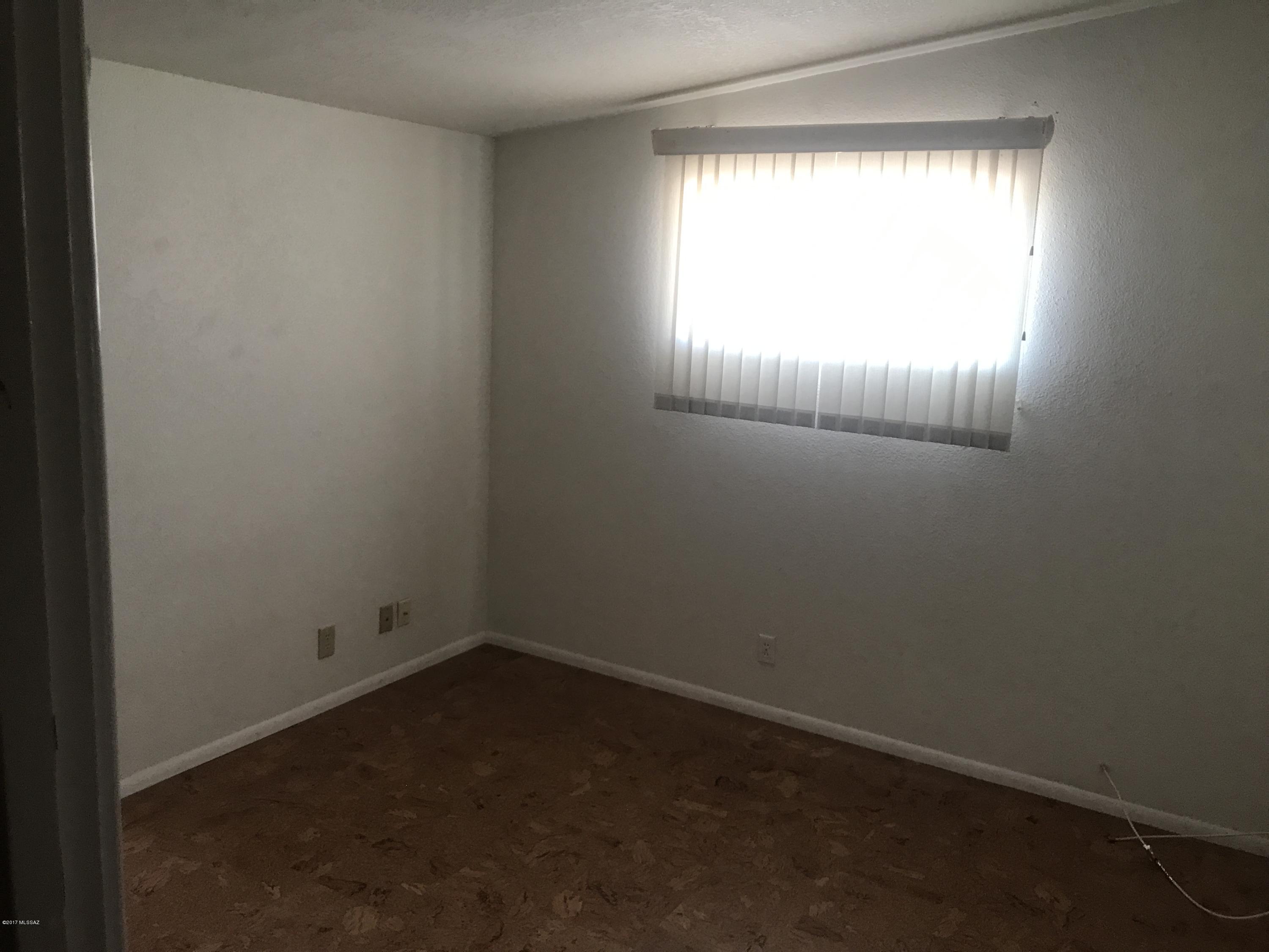 Kingston Knolls Terrace - Residential