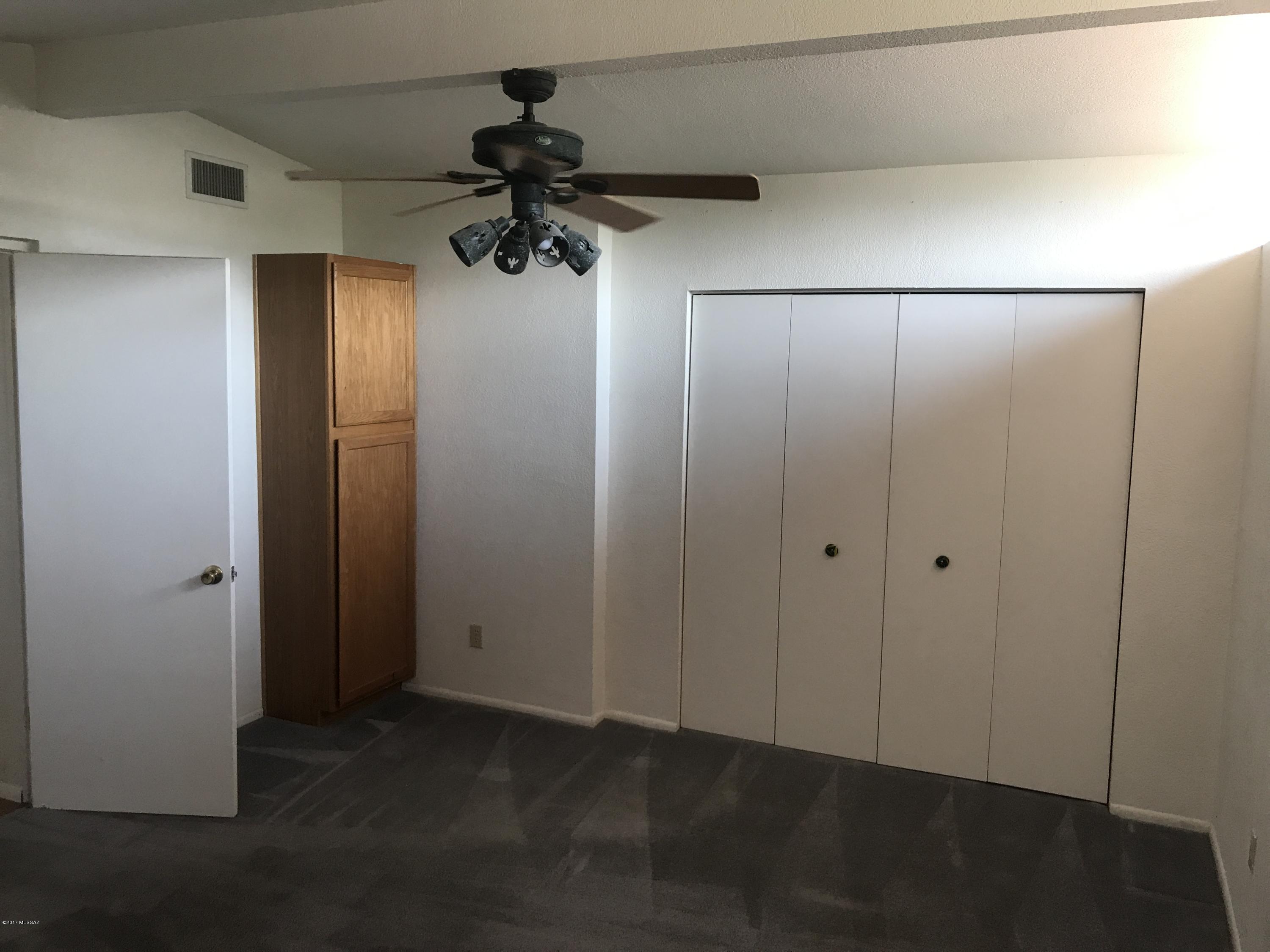 Kingston Knolls Terrace - Residential