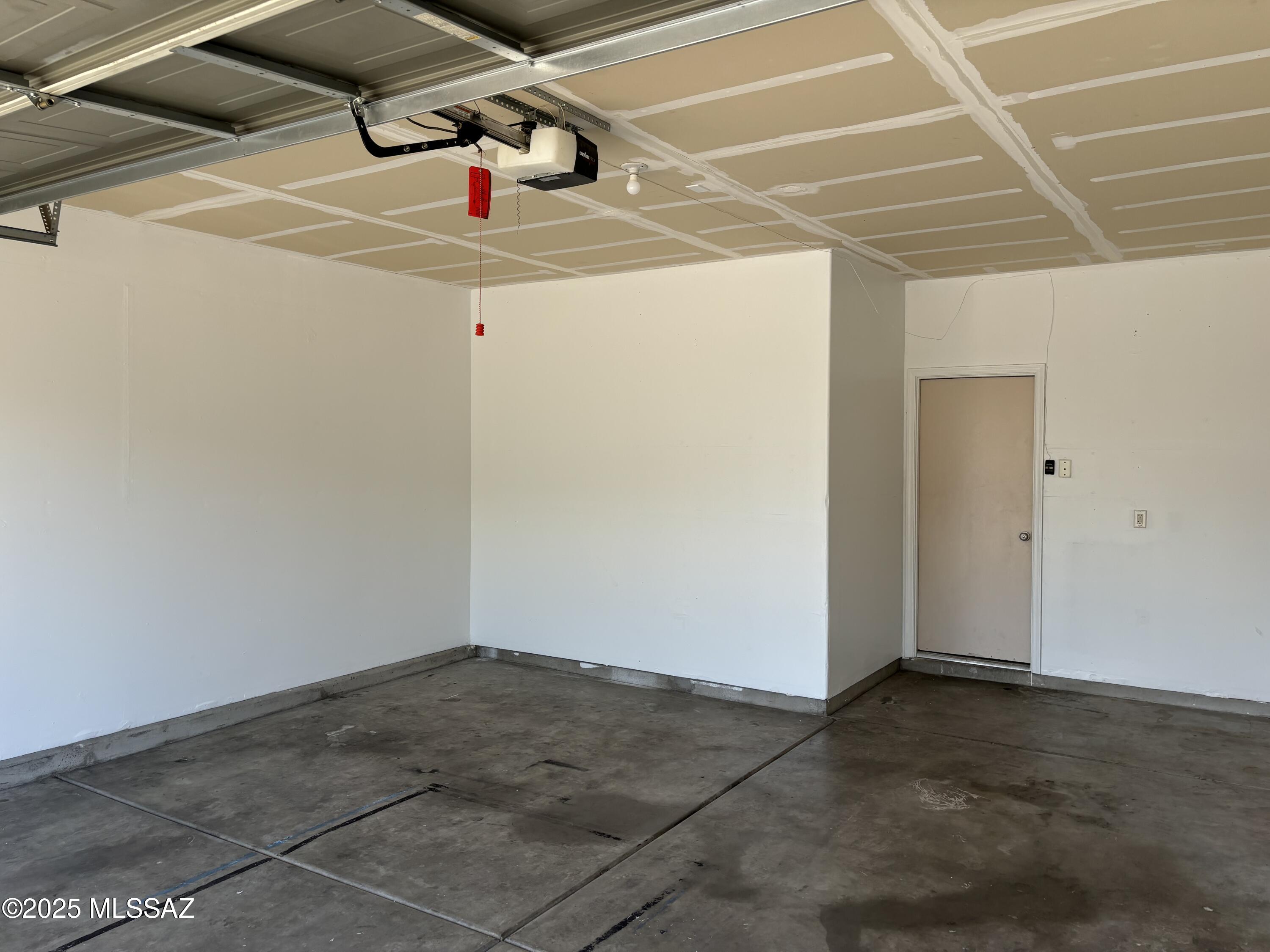 Drexel Vistas (1-89) - Residential Lease