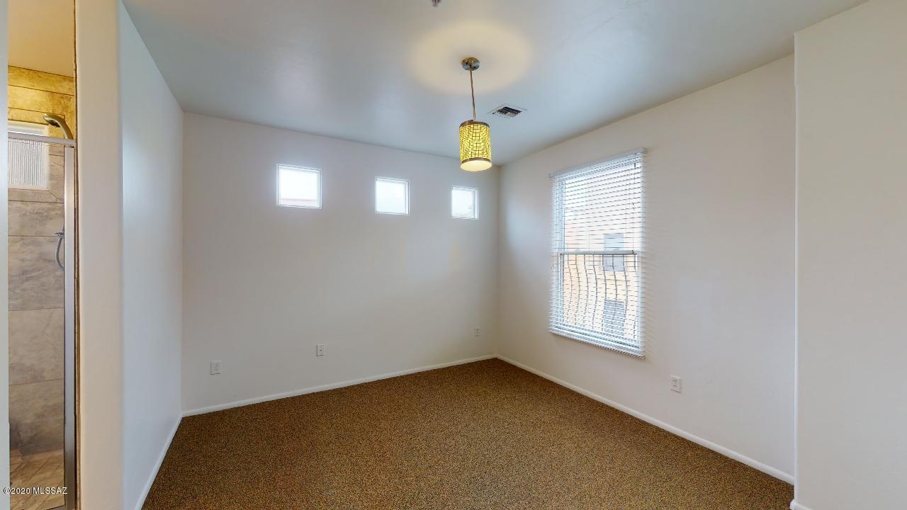 River Walk (1-140) - Residential