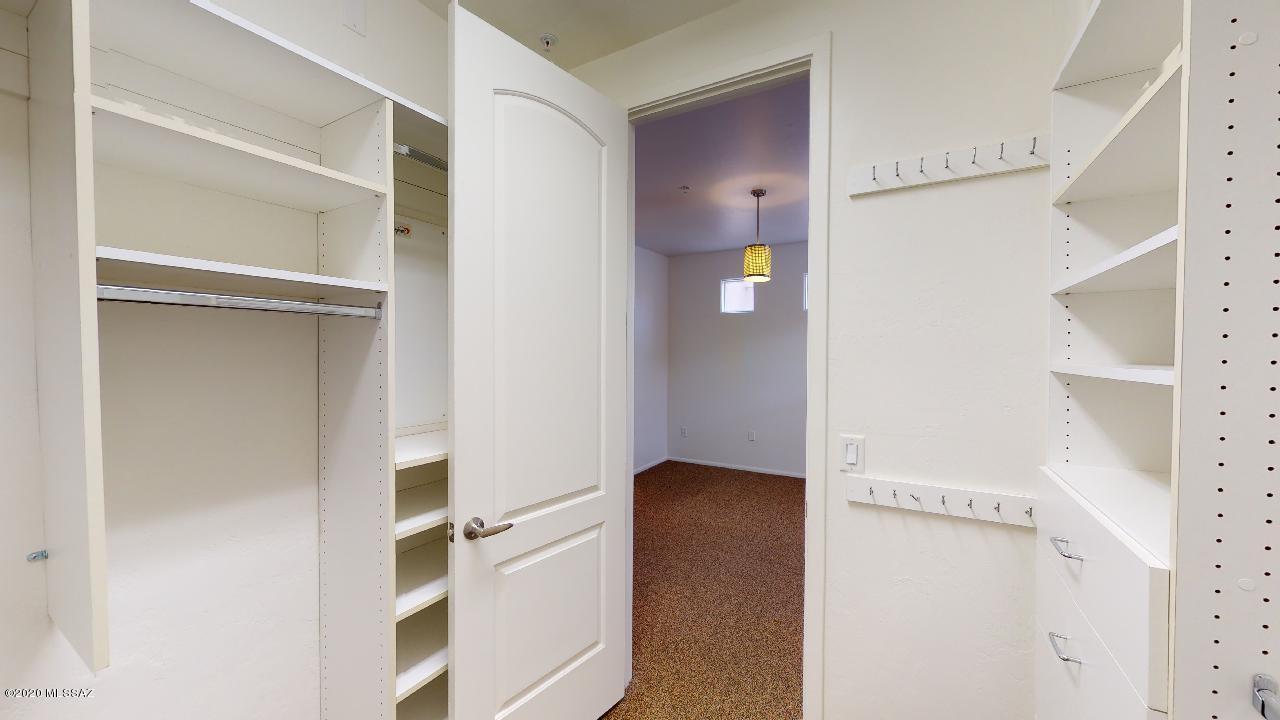 River Walk (1-140) - Residential