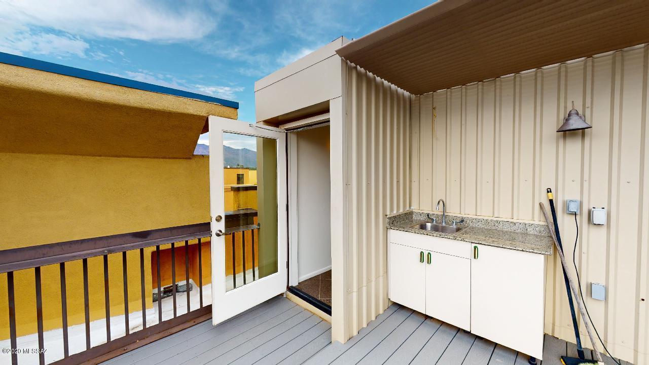 River Walk (1-140) - Residential