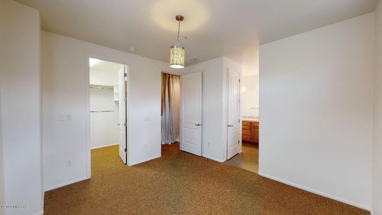 River Walk (1-140) - Residential