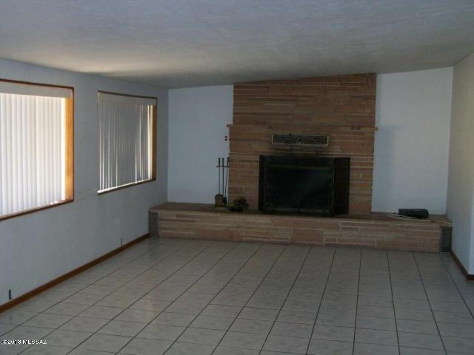 El Cerrito Est - Residential Lease