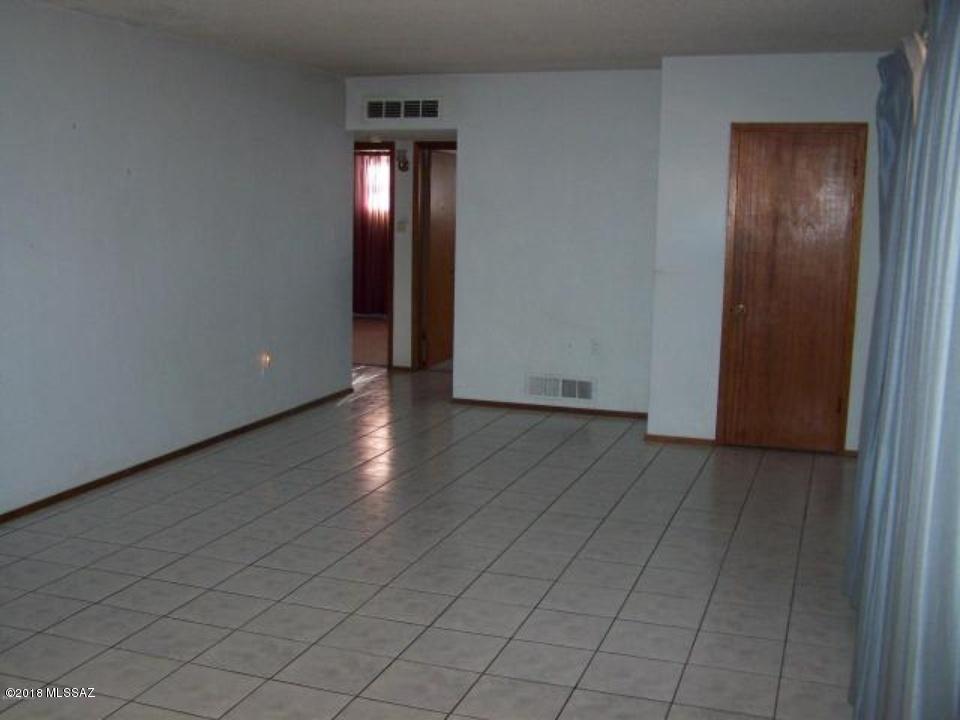El Cerrito Est - Residential Lease