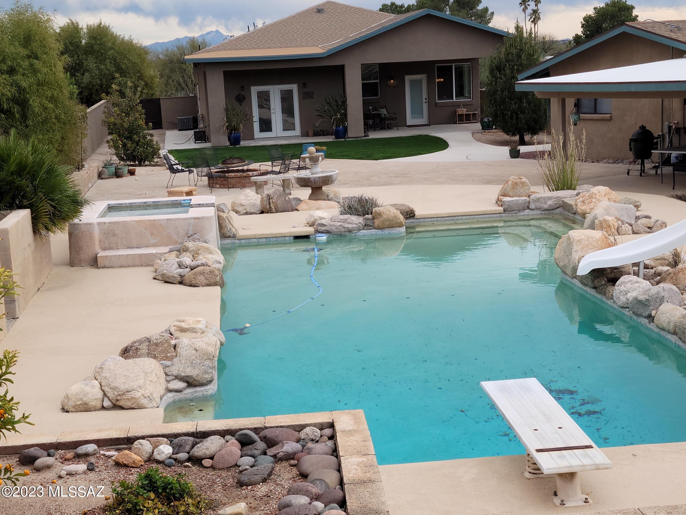 Sabino Vista Heights (1-83) - Residential Lease