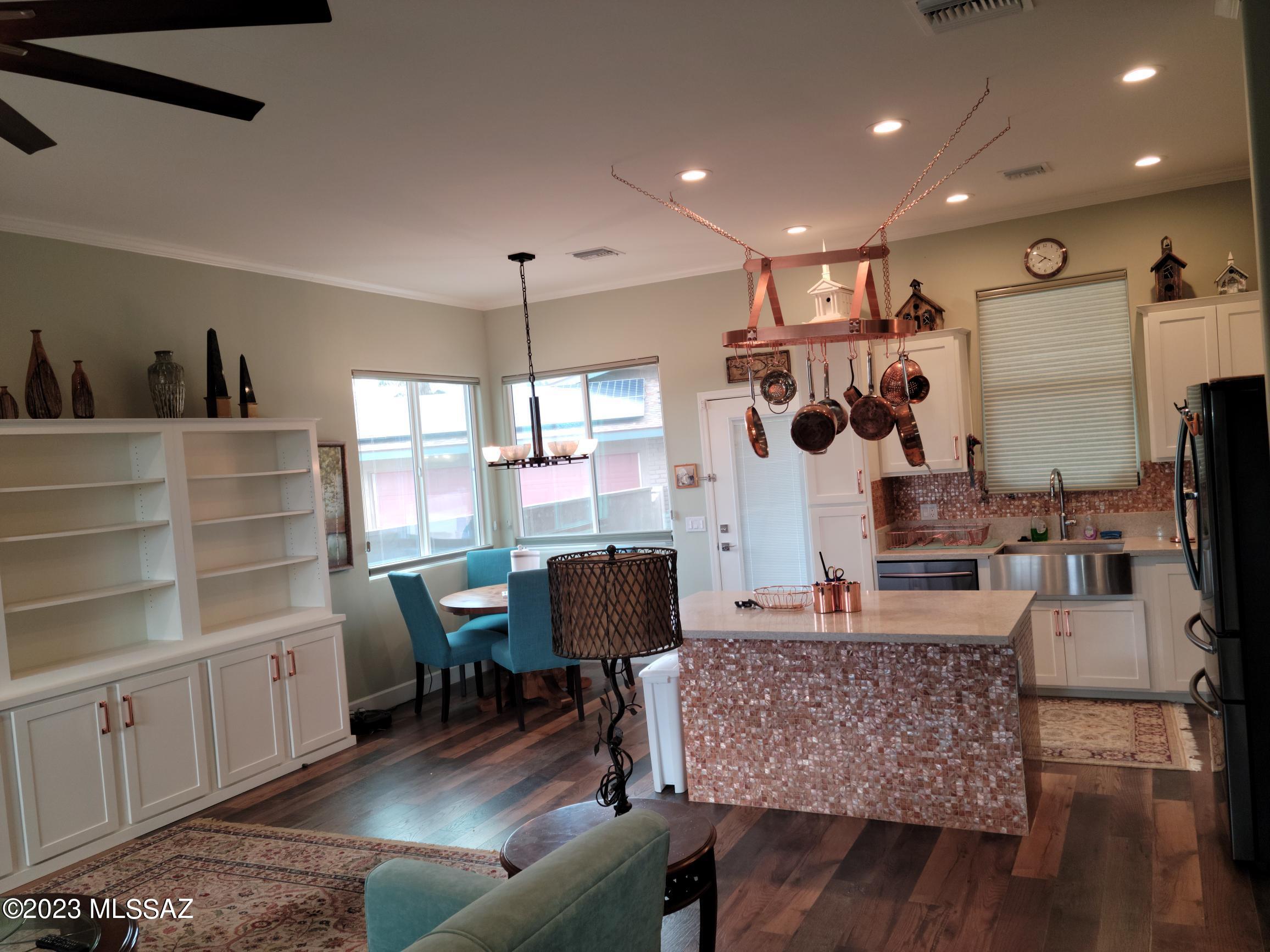 Sabino Vista Heights (1-83) - Residential Lease