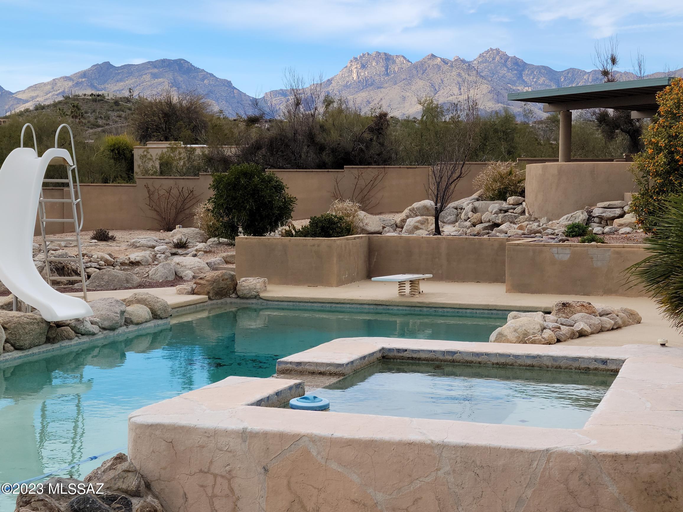 Sabino Vista Heights (1-83) - Residential Lease