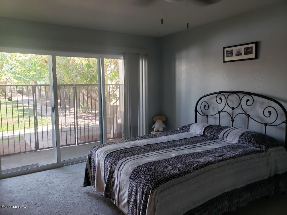 Las Colinas Condominiums - Residential