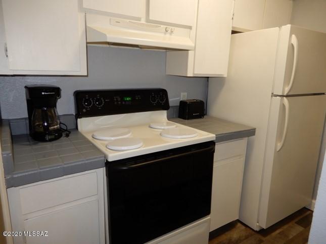 Las Colinas Condominiums - Residential