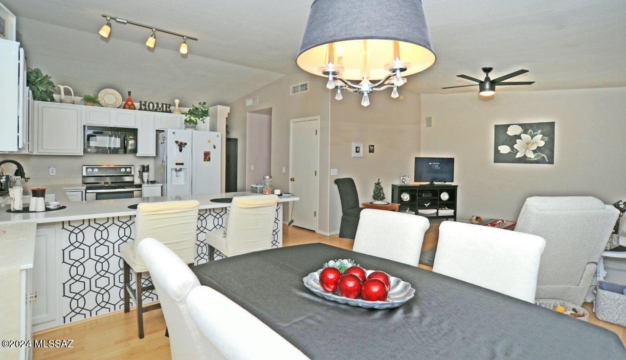 Fairway Groves (215-287) - Residential