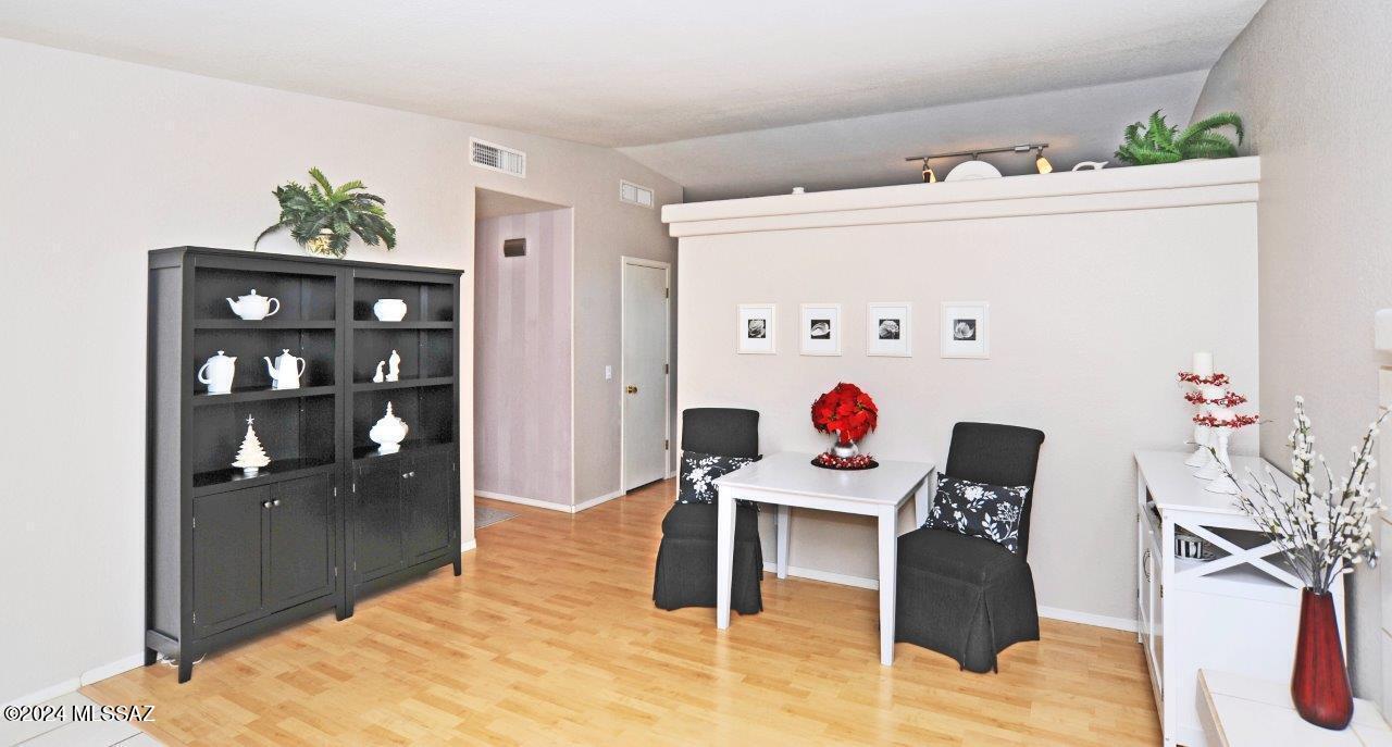 Fairway Groves (215-287) - Residential