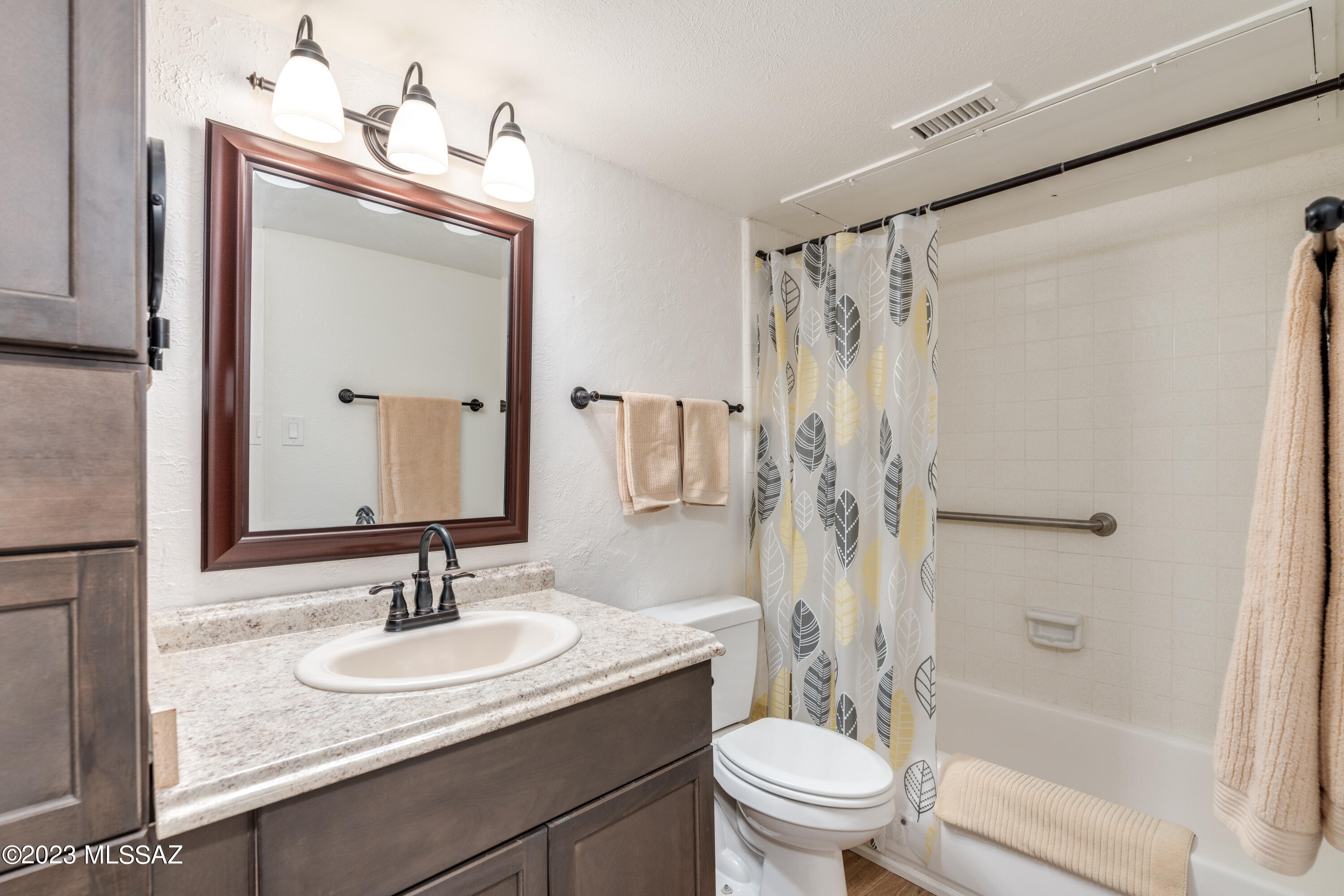 Las Colinas Condominiums - Residential
