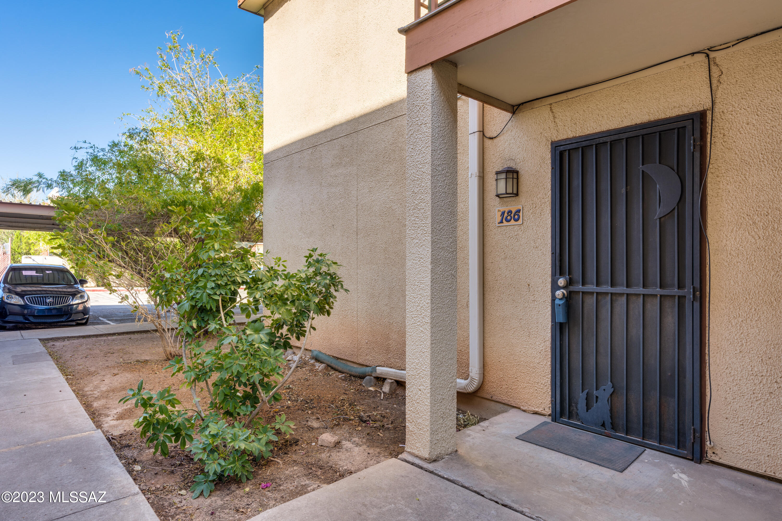 Las Colinas Condominiums - Residential