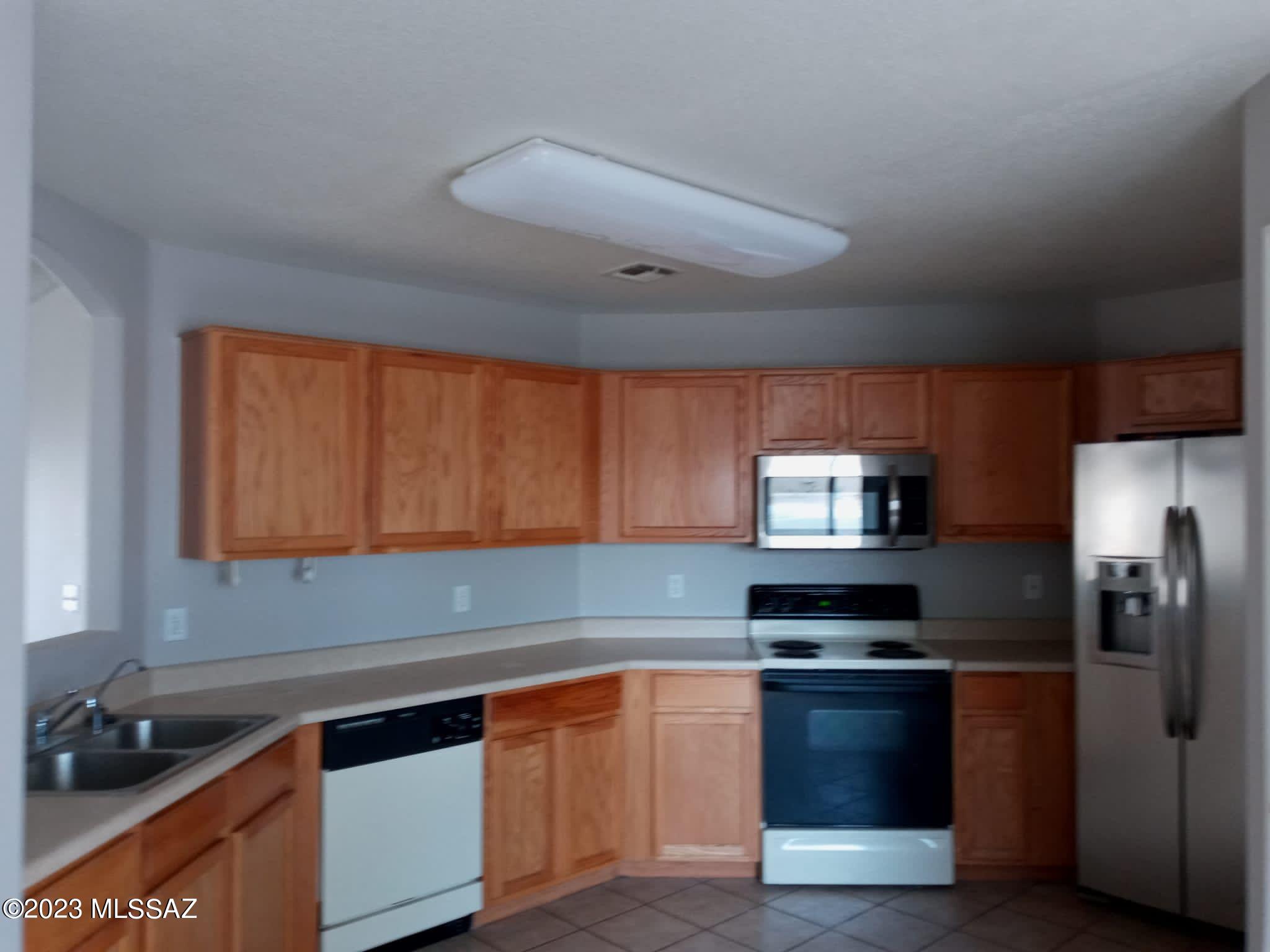 Rita Verde (1-38) - Residential Lease