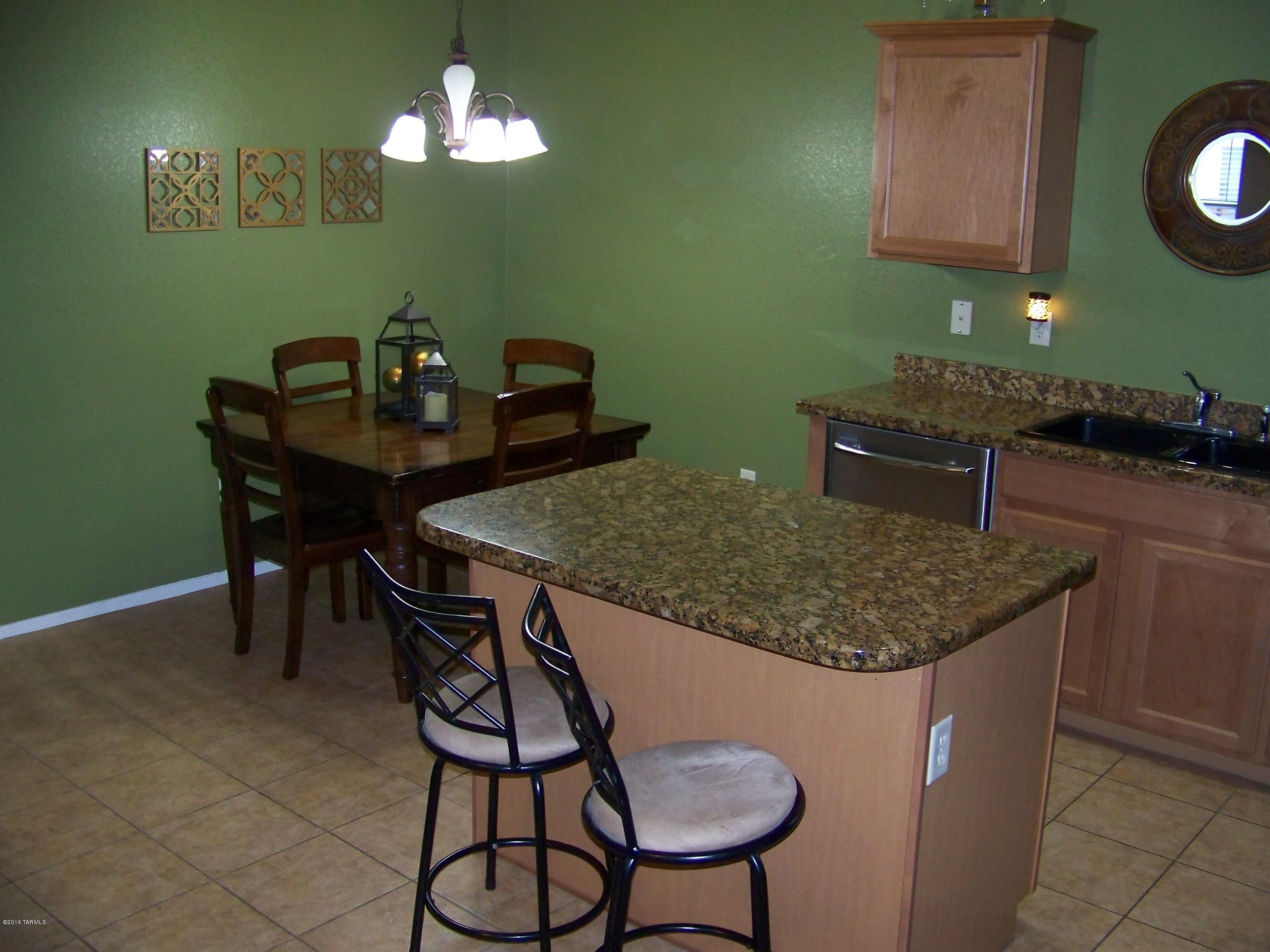 Tres Pueblos - Residential