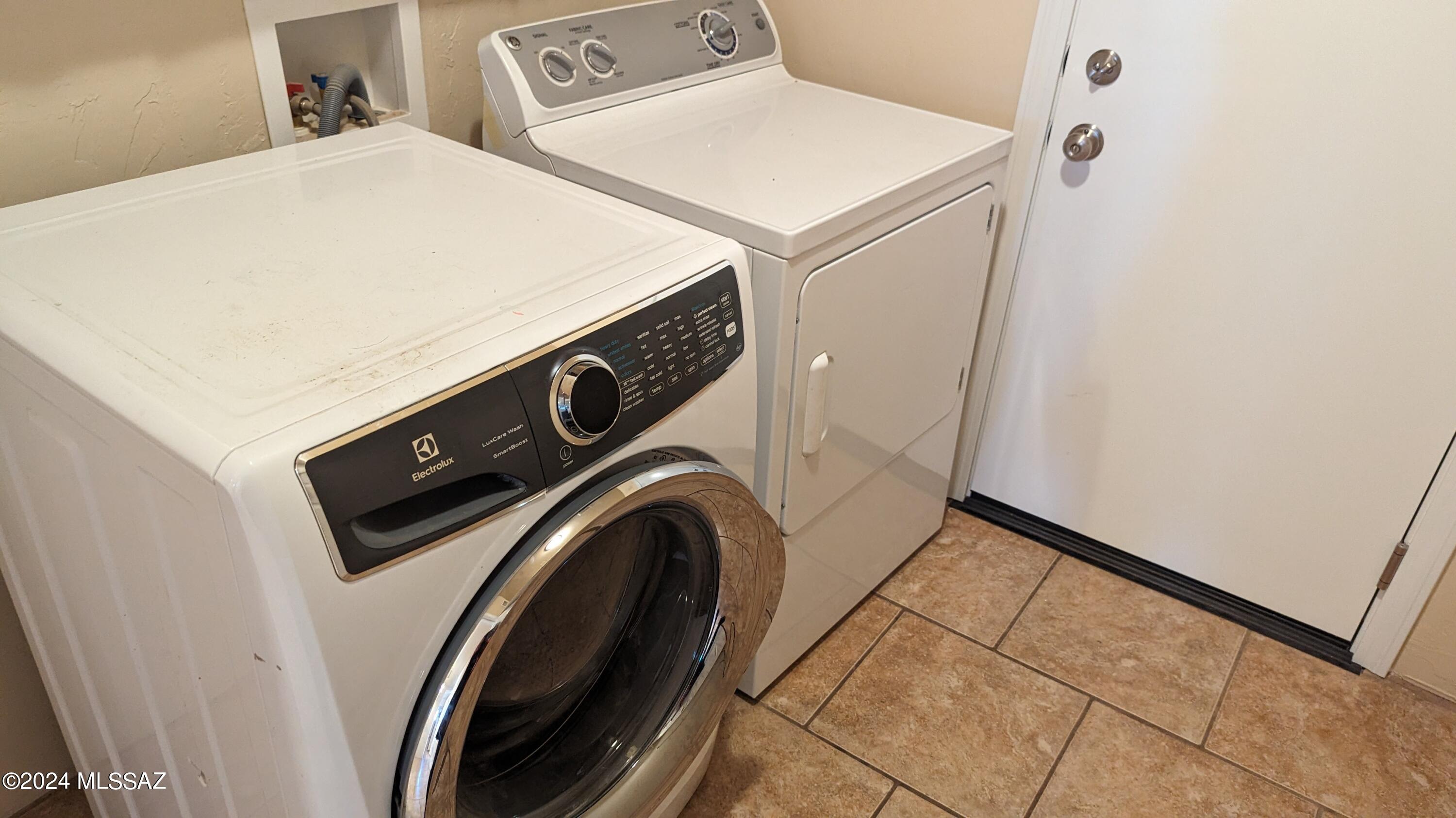 Mission Terrace NO.3 (7-28) - Residential Lease
