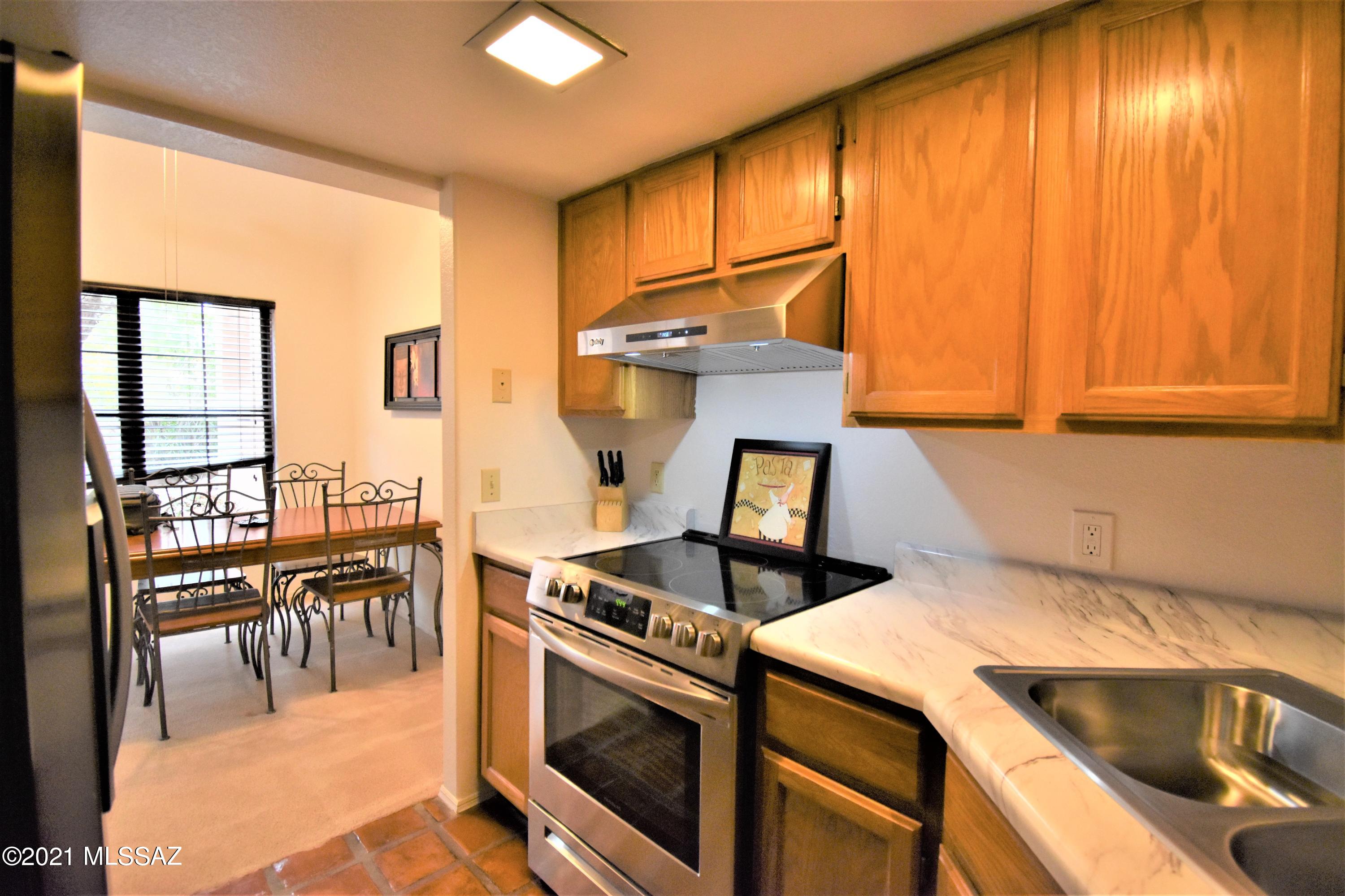 Ventana De Sabino Townhomes - Residential