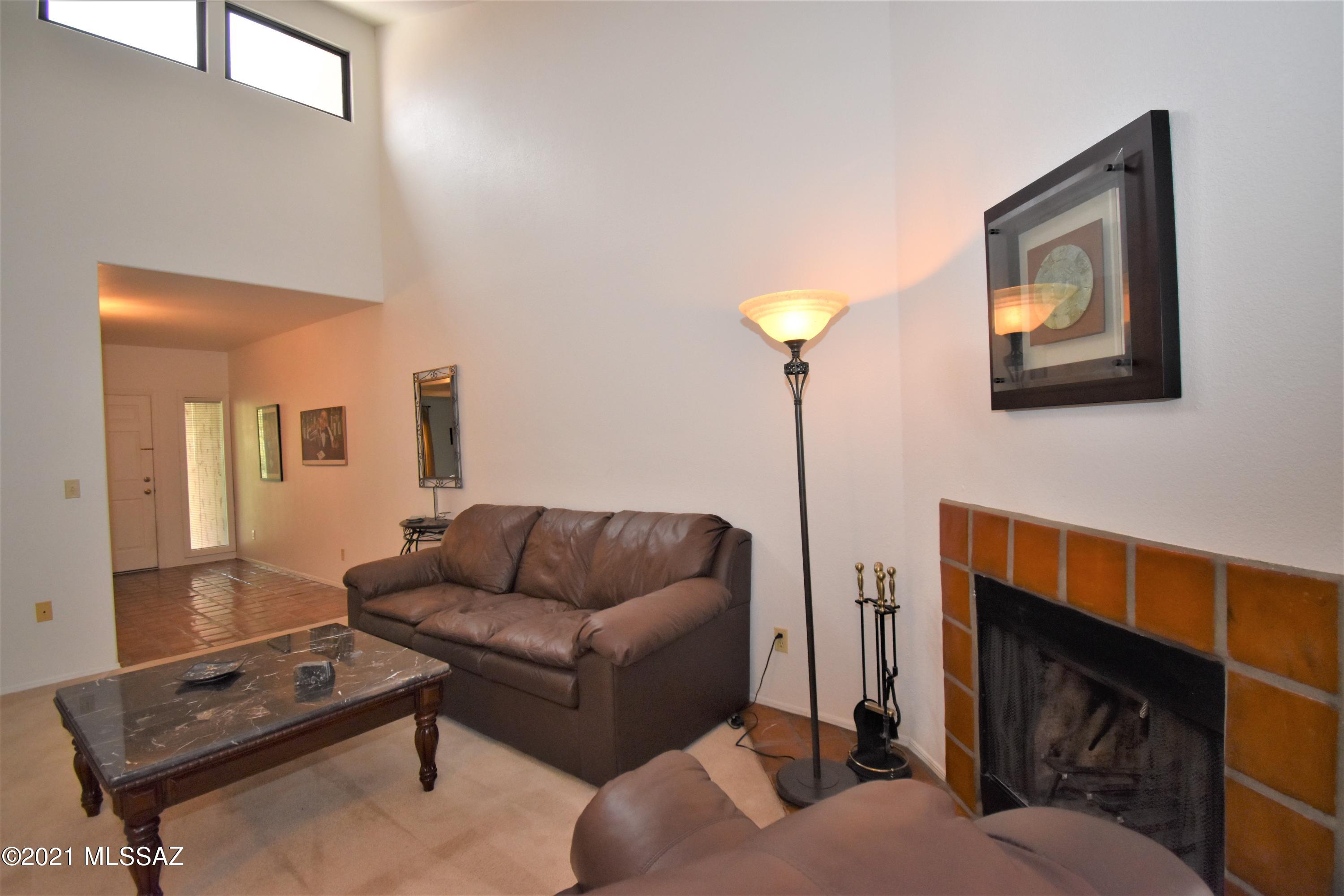 Ventana De Sabino Townhomes - Residential