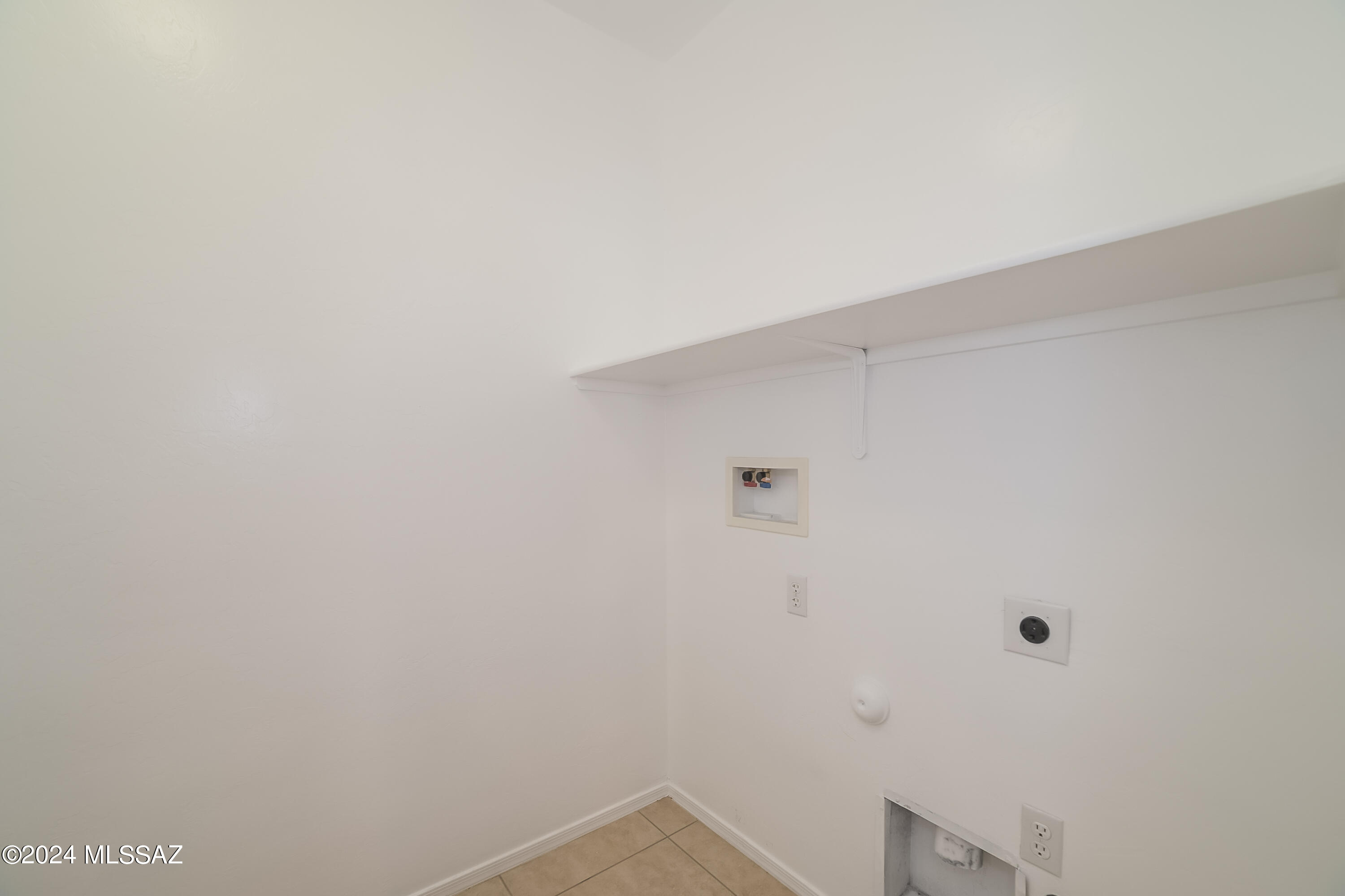 Canterbury Ranch (1-136) - Residential Lease