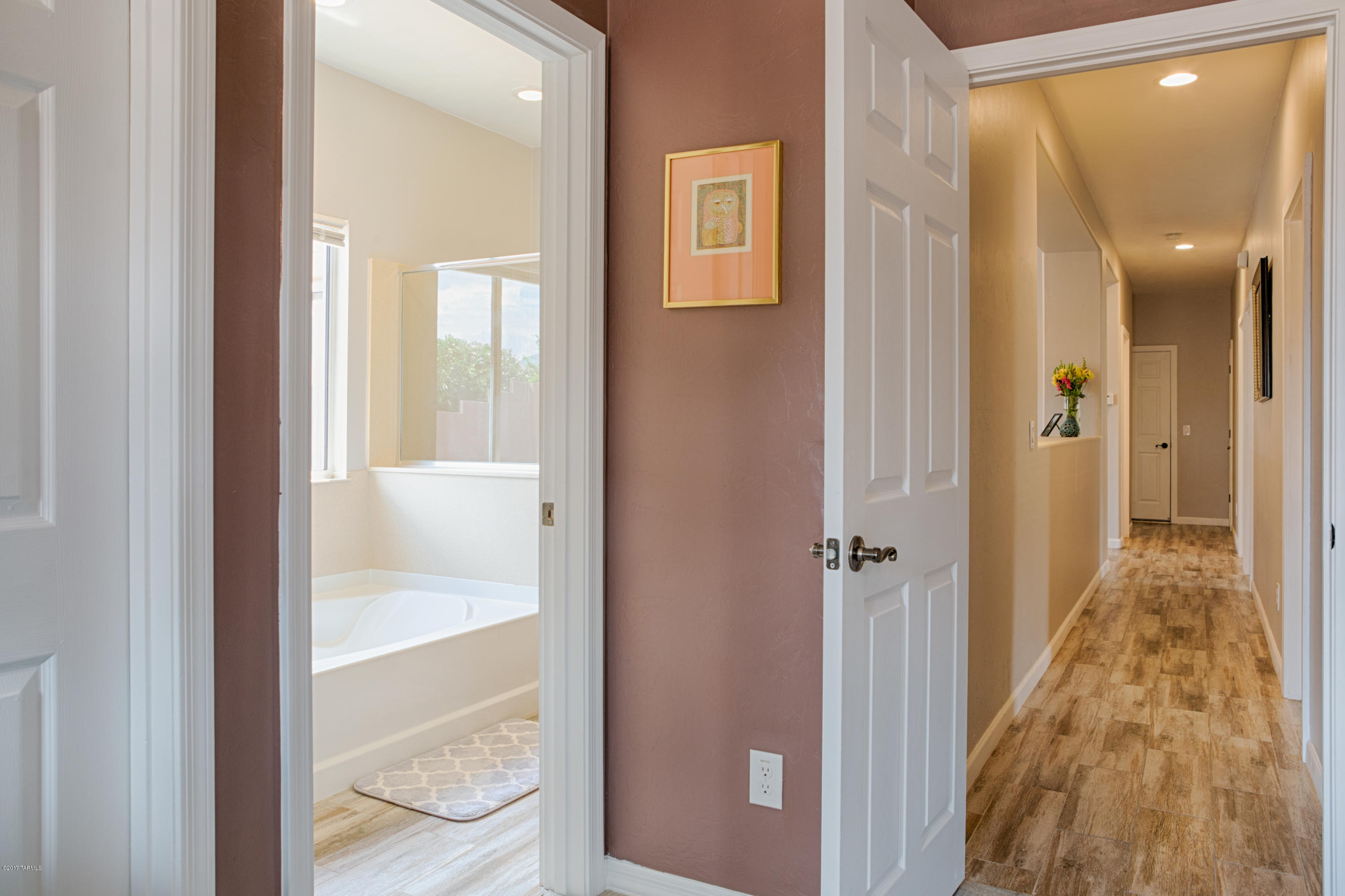 Black Horse (1-411) - Residential