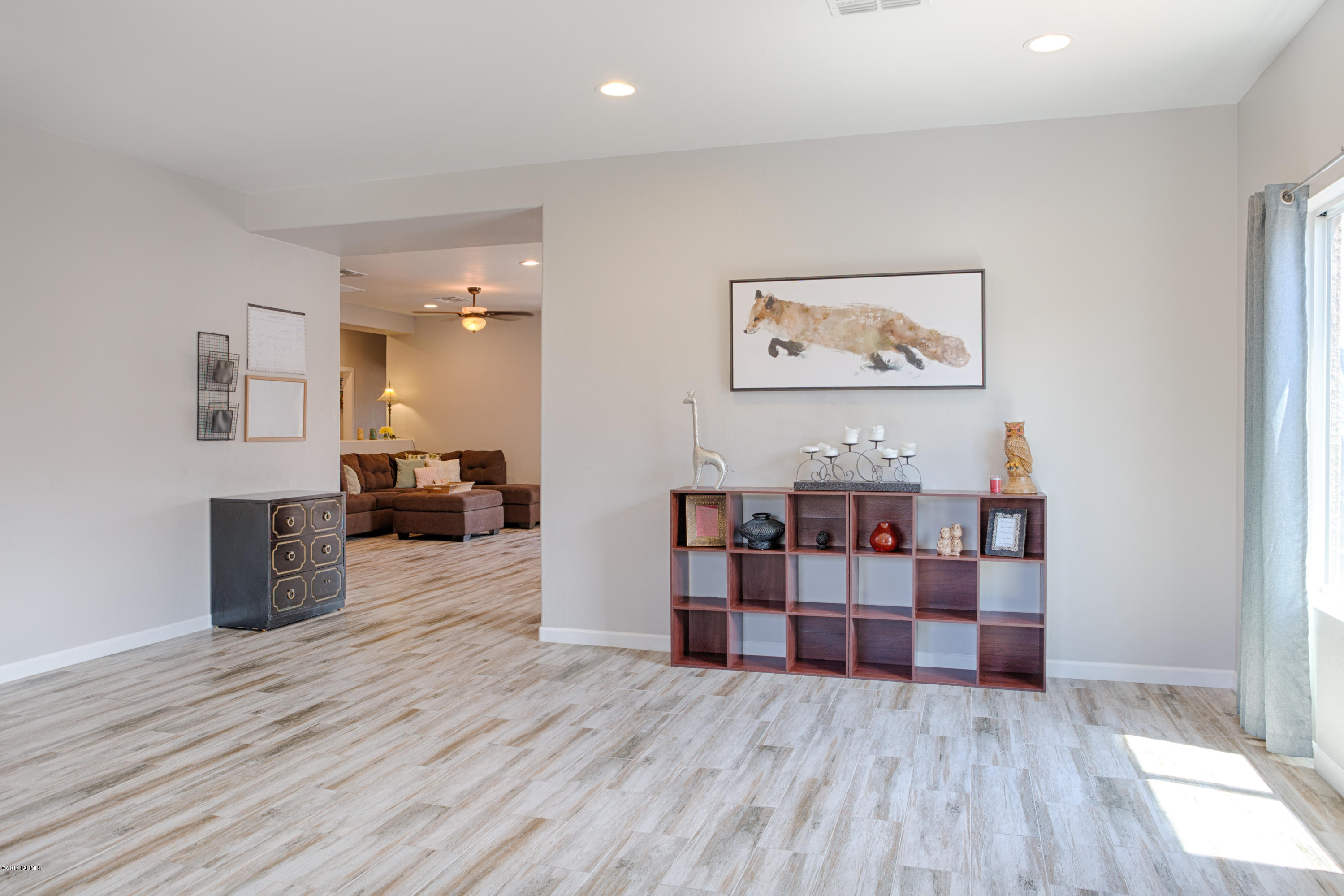 Black Horse (1-411) - Residential