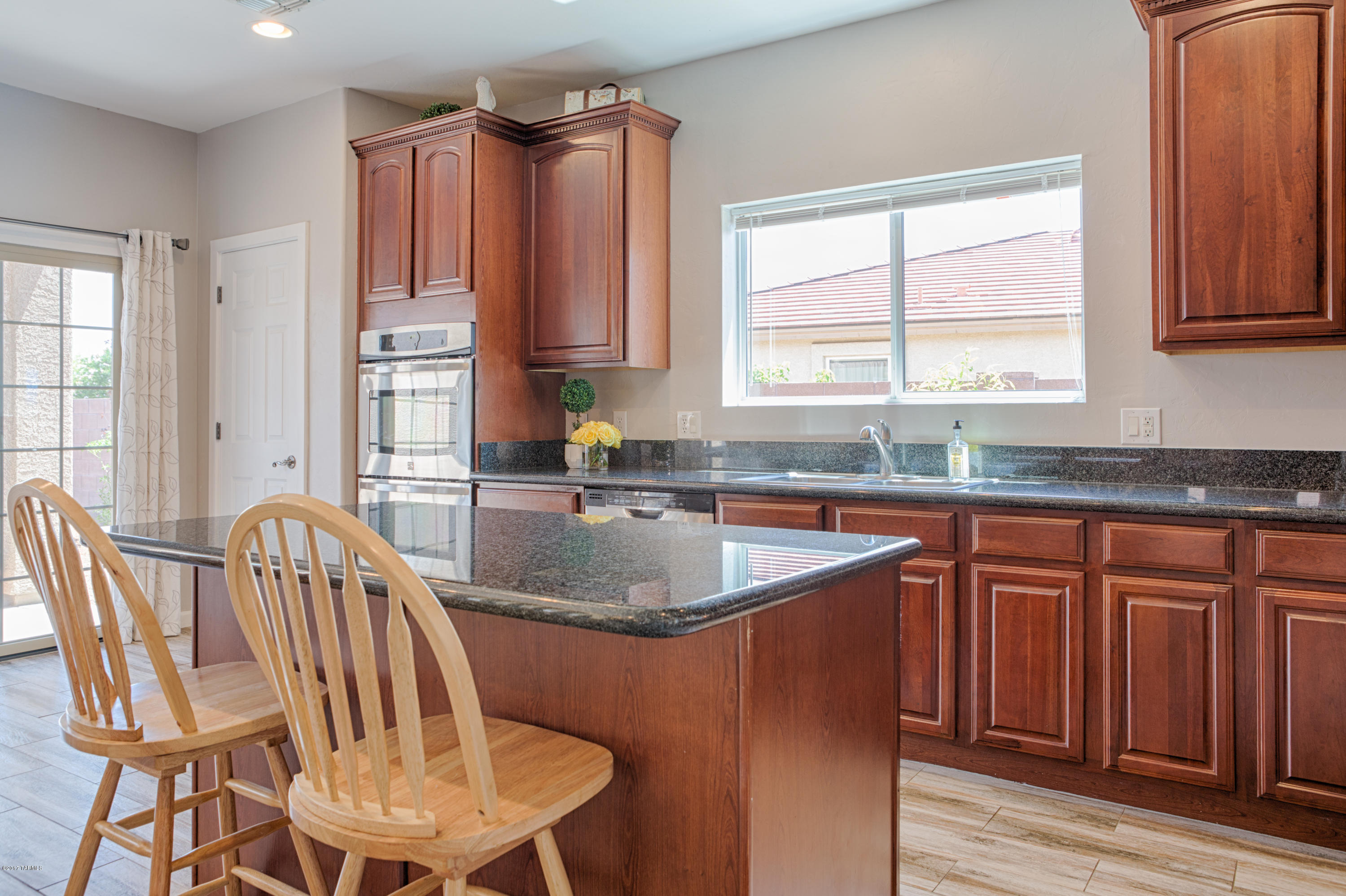 Black Horse (1-411) - Residential