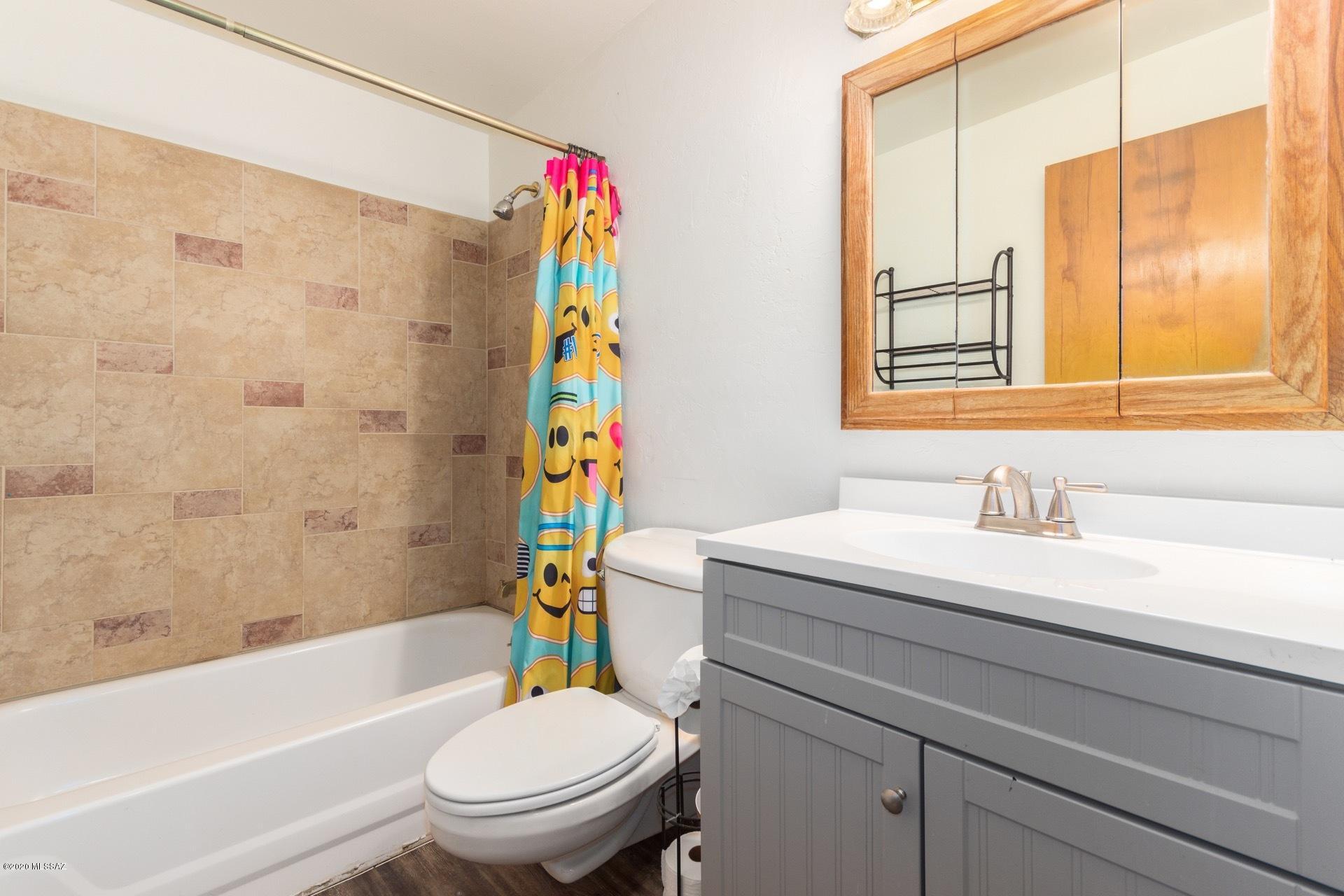 Sherwood Village Terrace (231-546) - Residential