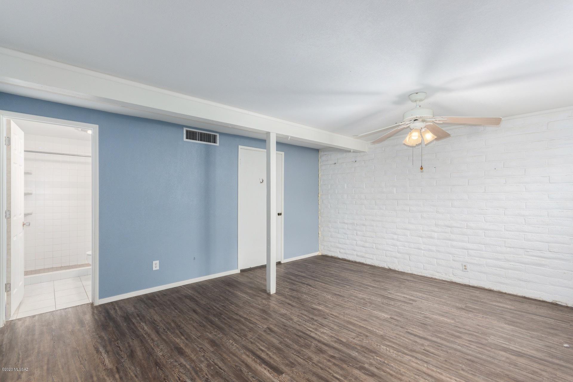 Sherwood Village Terrace (231-546) - Residential