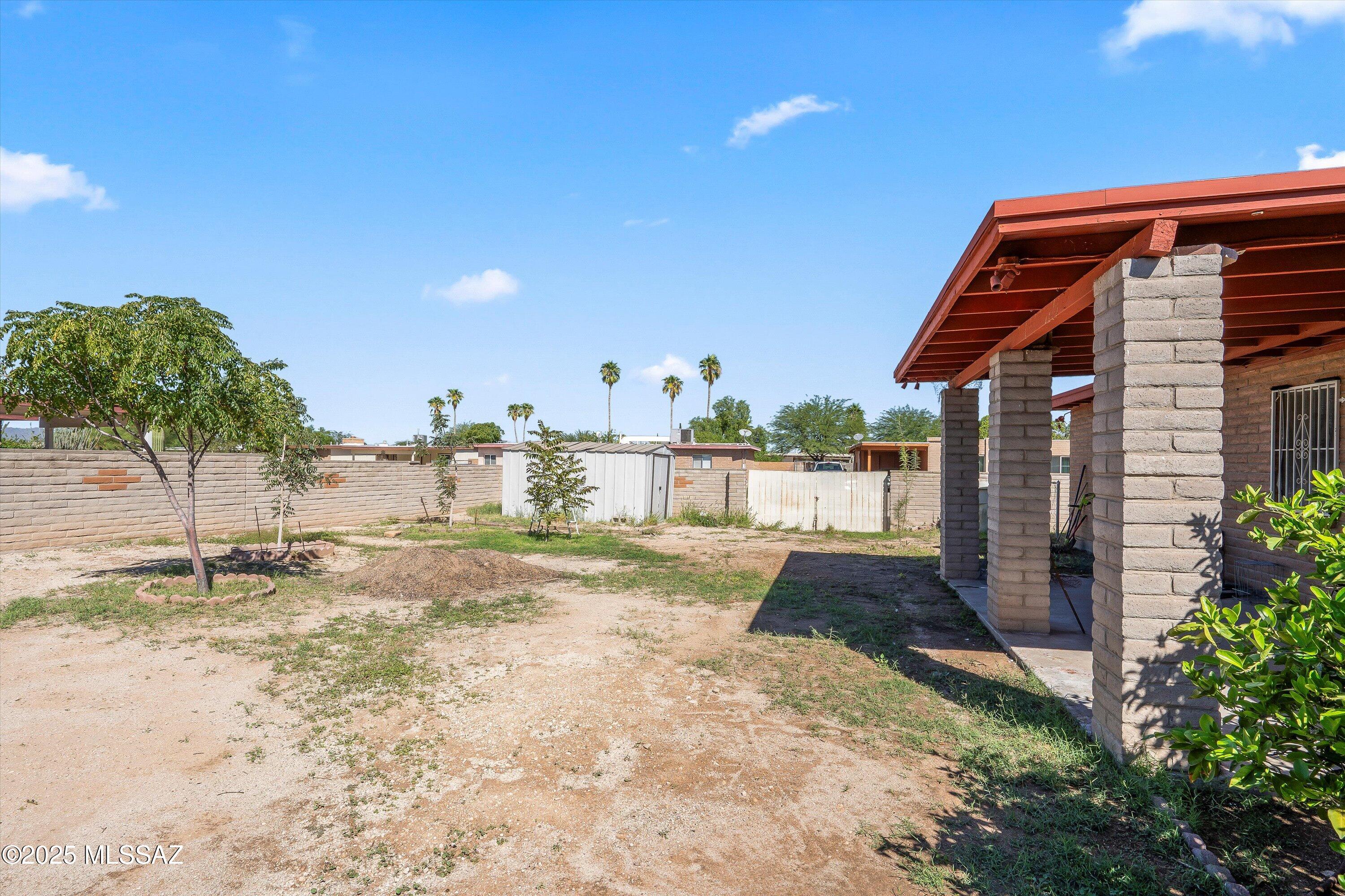 Desert Shadows (312-511) - Residential