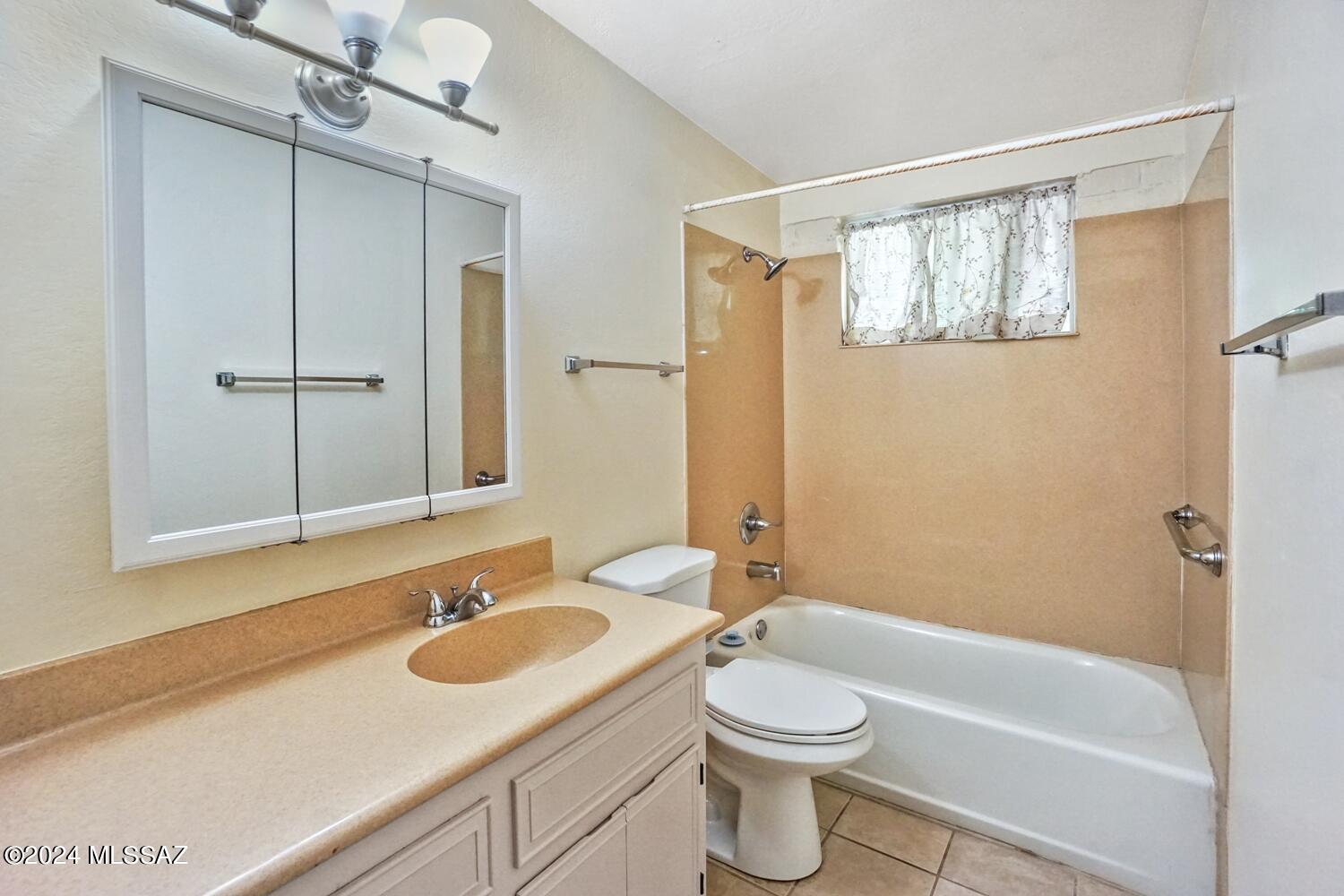 Eastern Hills BLKS 1  2  3 - Residential Lease