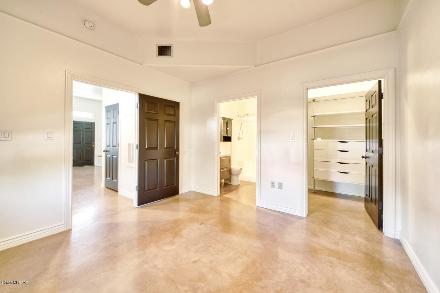 La Reforma (1-8) - Residential