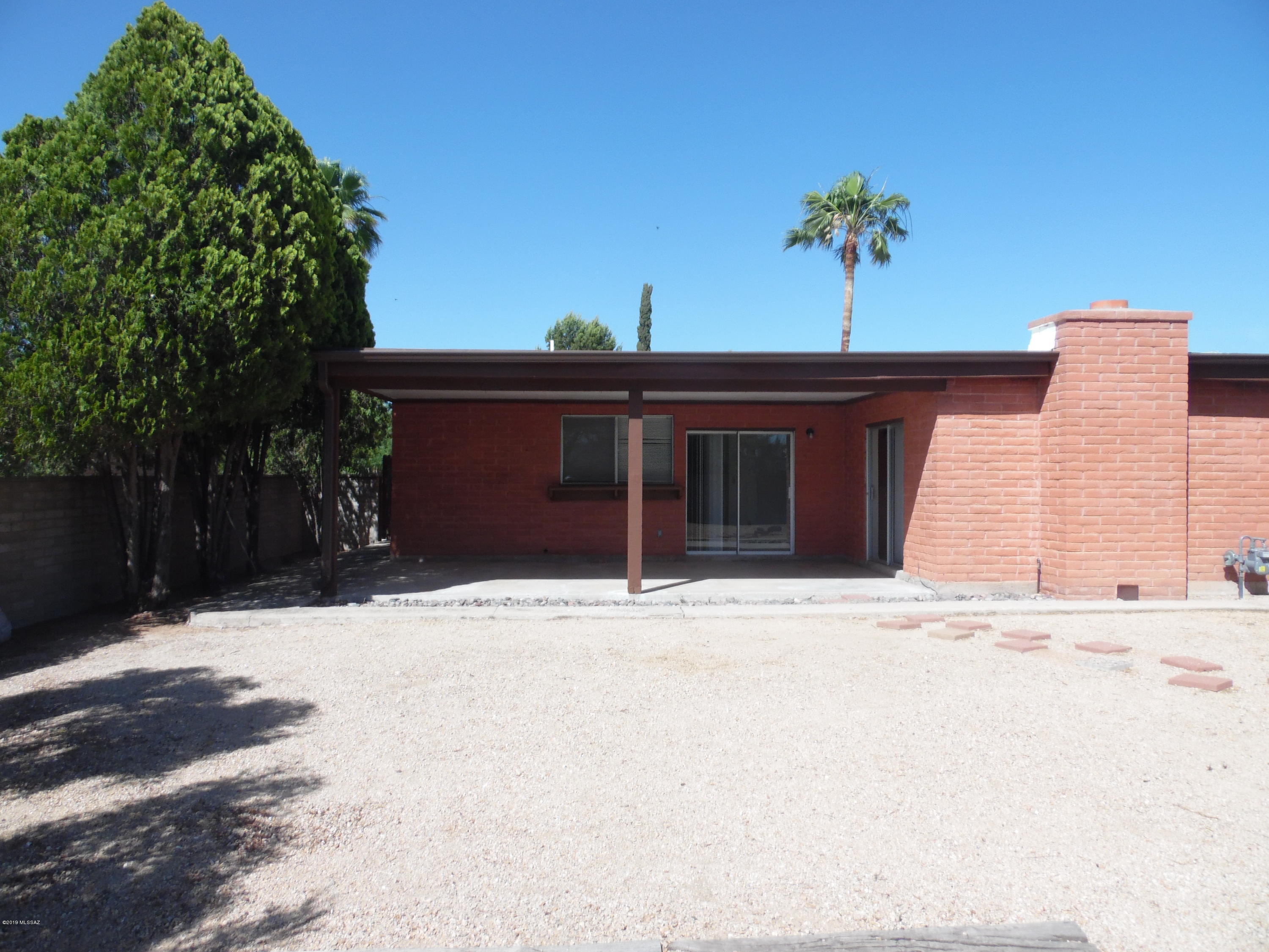 Kingswood Unit 1 (1-79) - Residential Lease