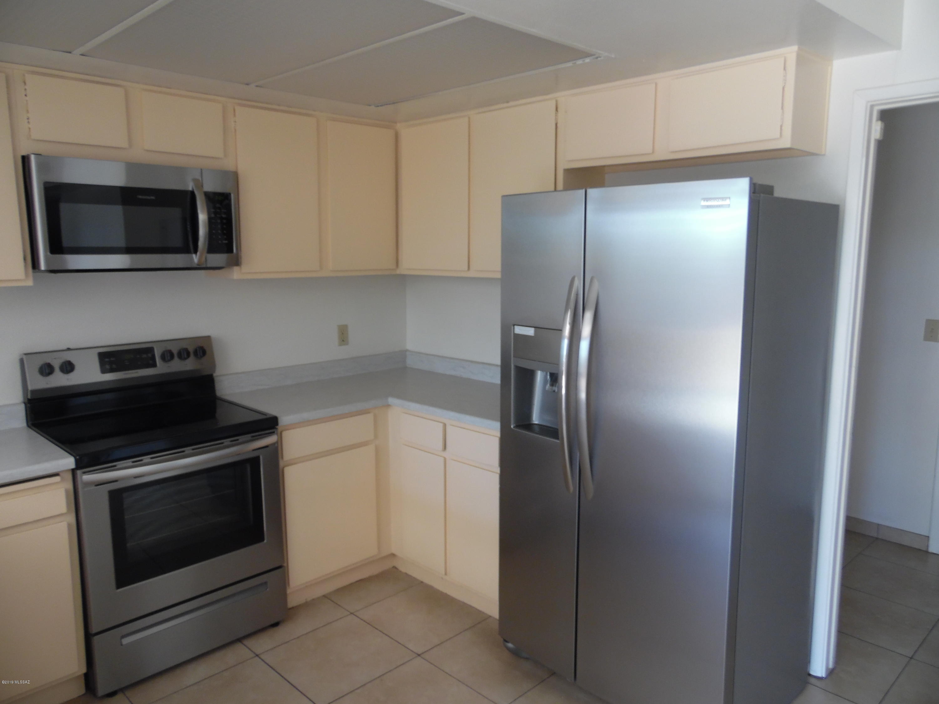 Kingswood Unit 1 (1-79) - Residential Lease