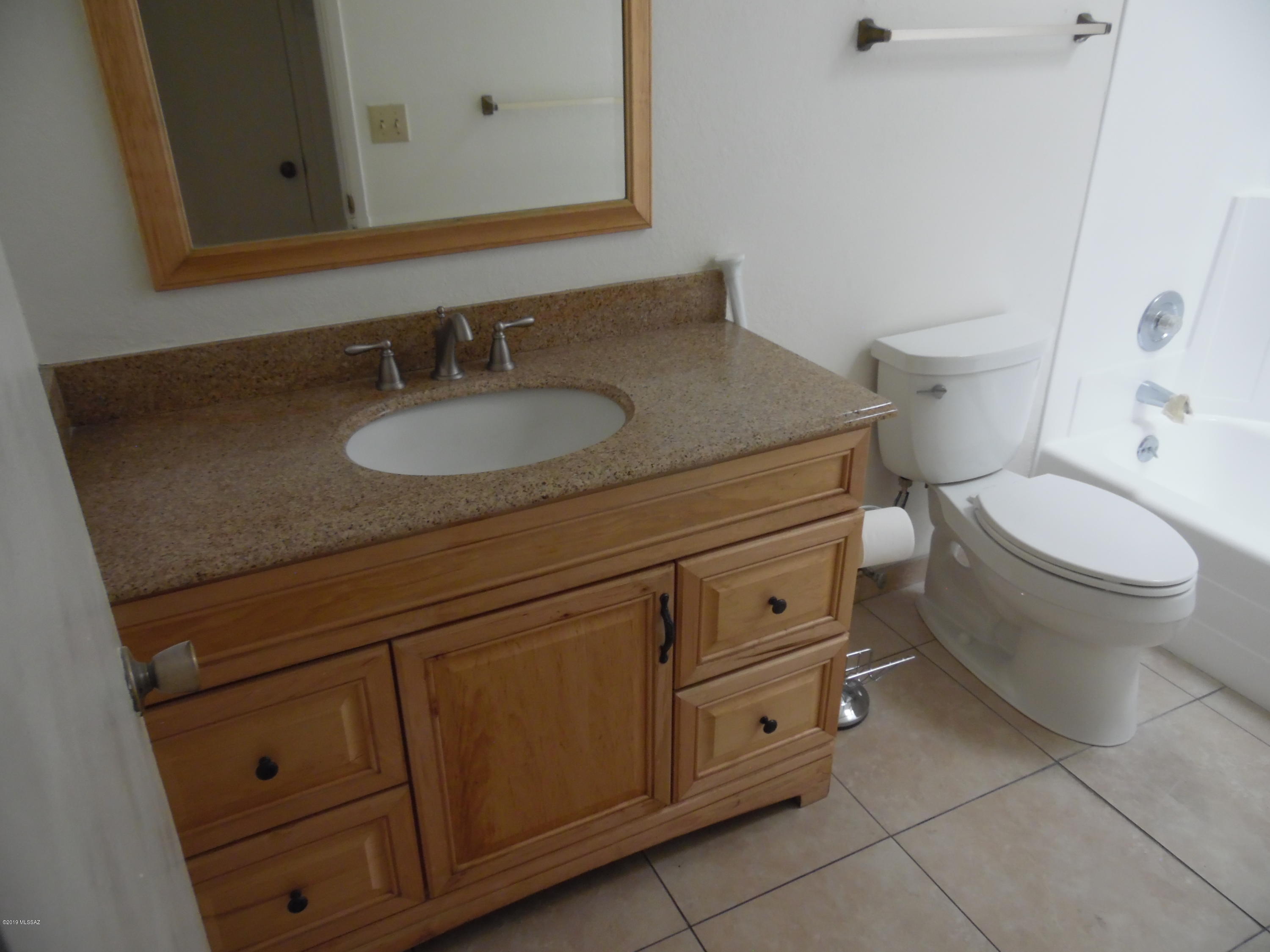 Kingswood Unit 1 (1-79) - Residential Lease