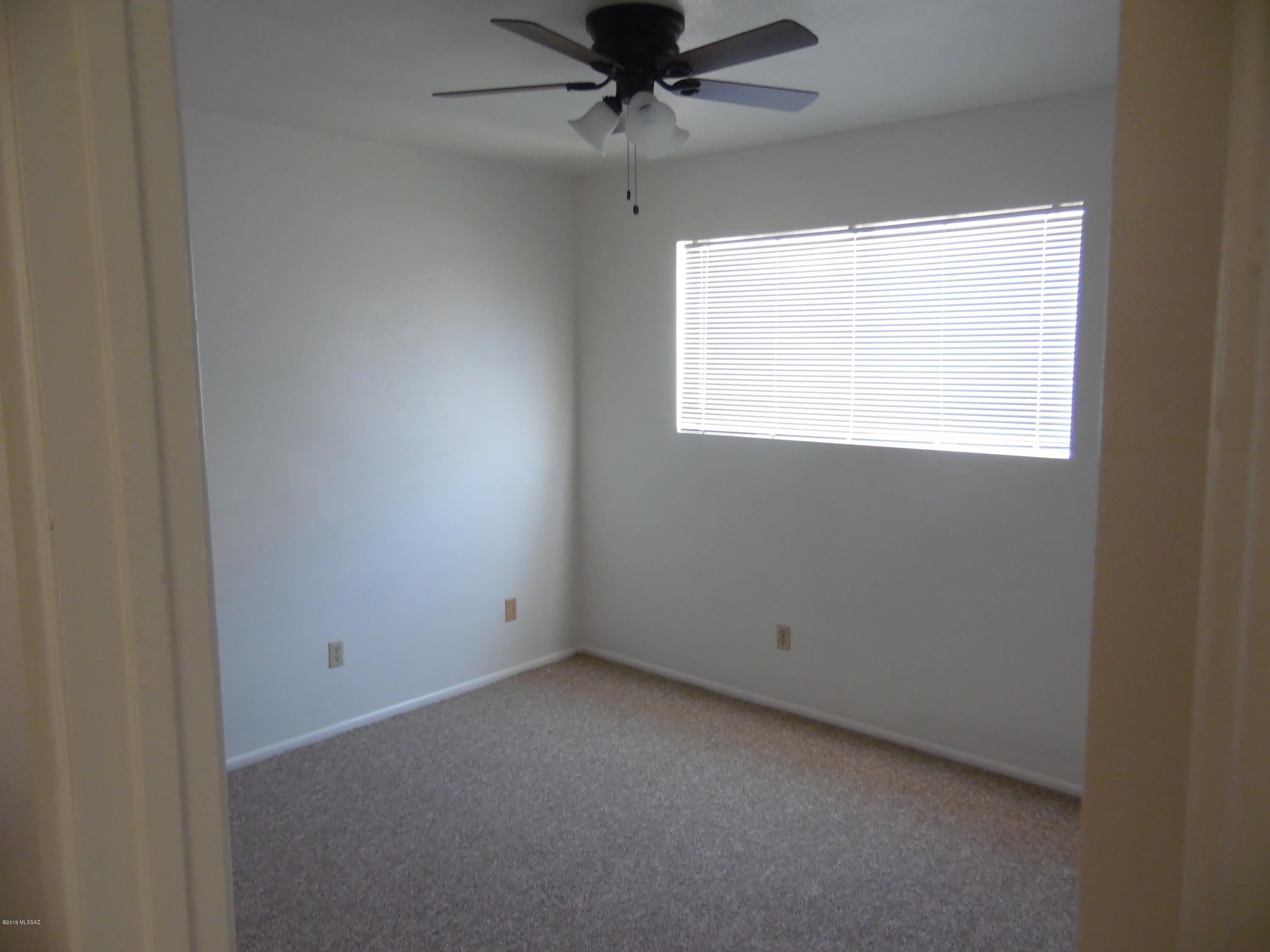 Kingswood Unit 1 (1-79) - Residential Lease