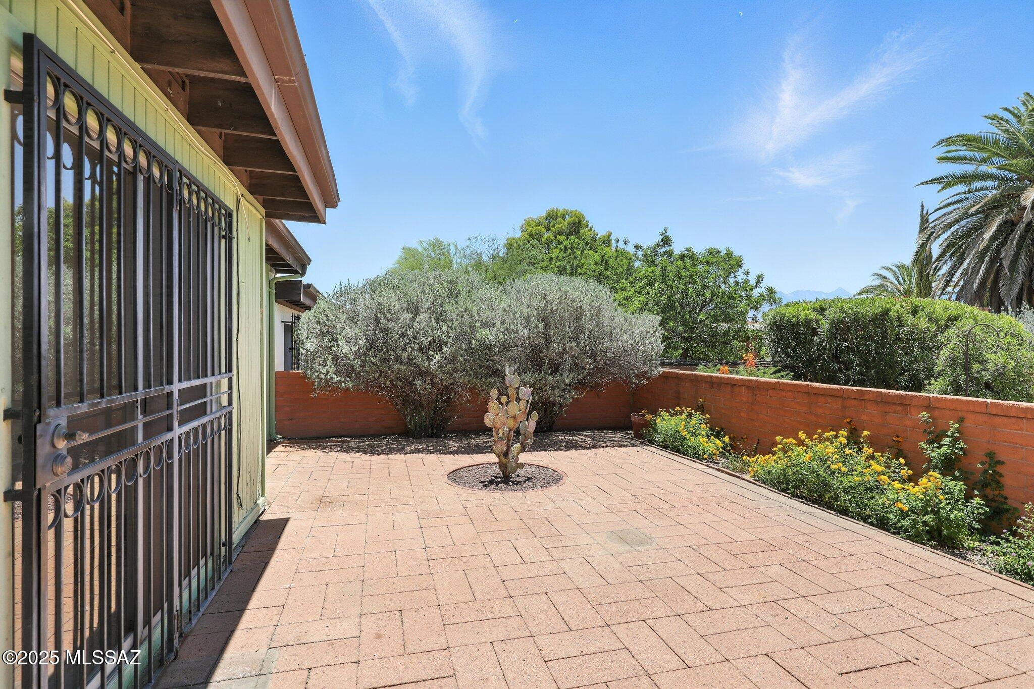 Green Valley Desert Meadows Townhouses(1-81) - Residential
