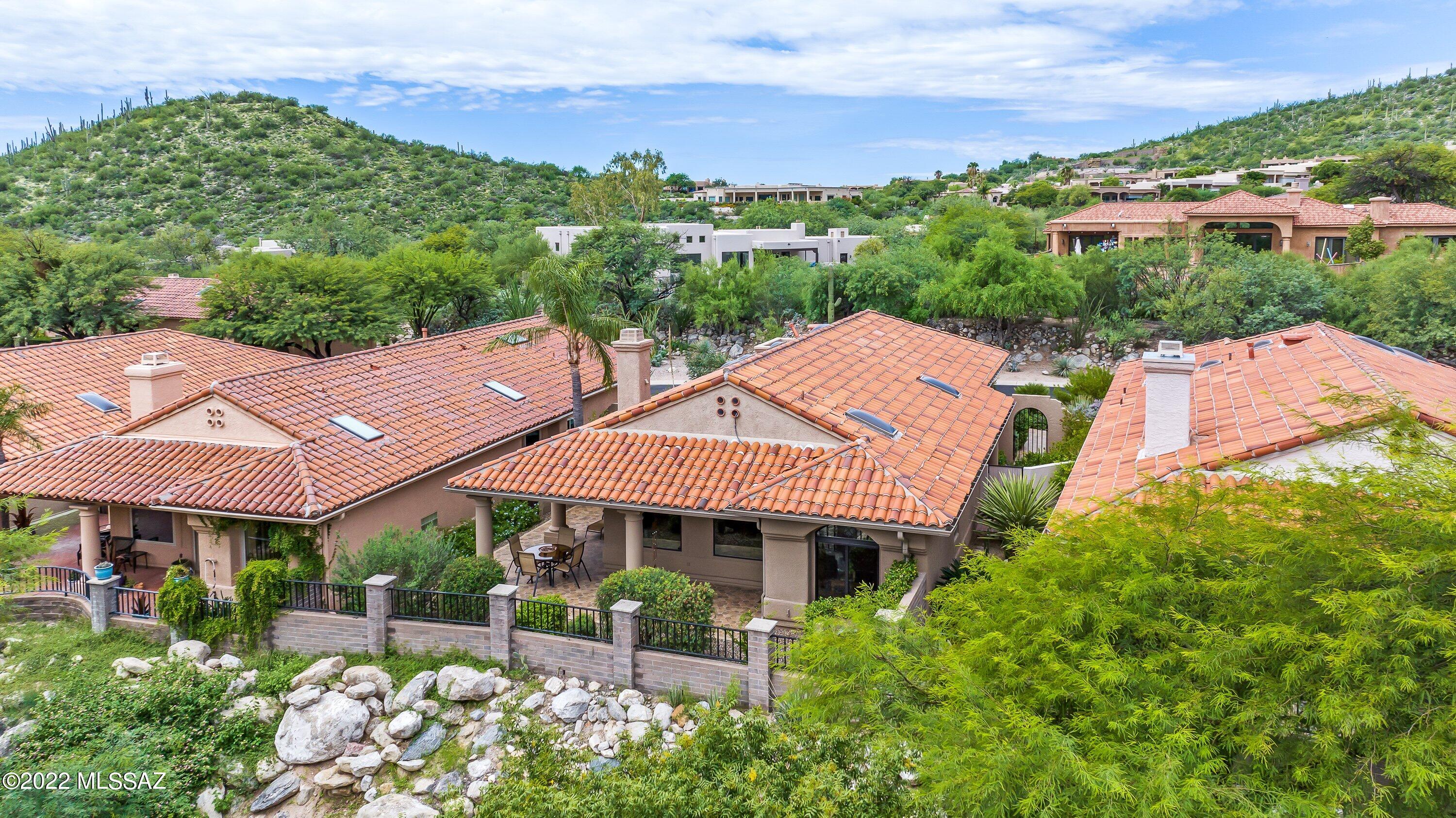 Las Ventanas (1-57) - Residential