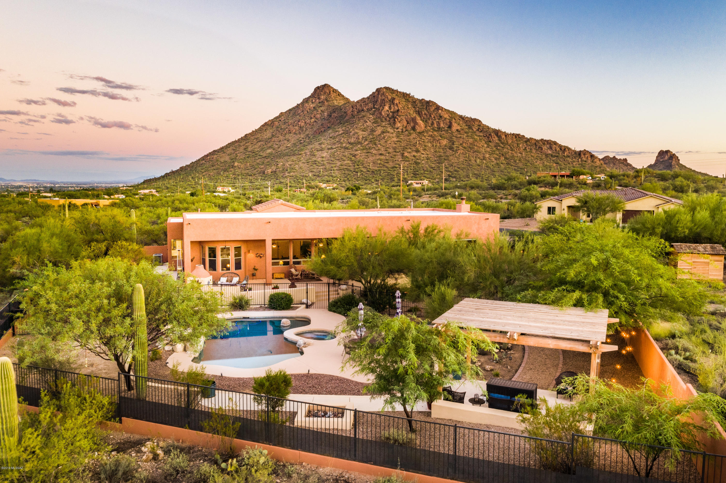 Saguaro Crest - Residential