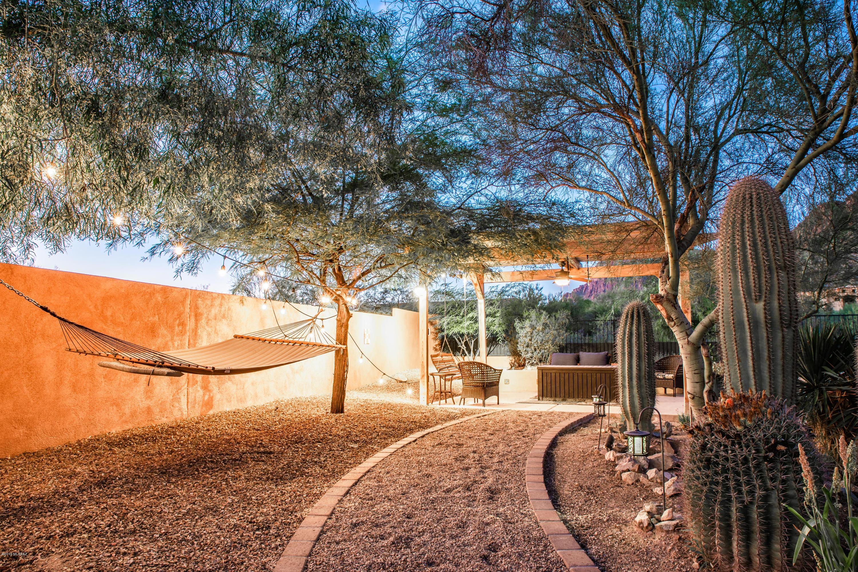 Saguaro Crest - Residential