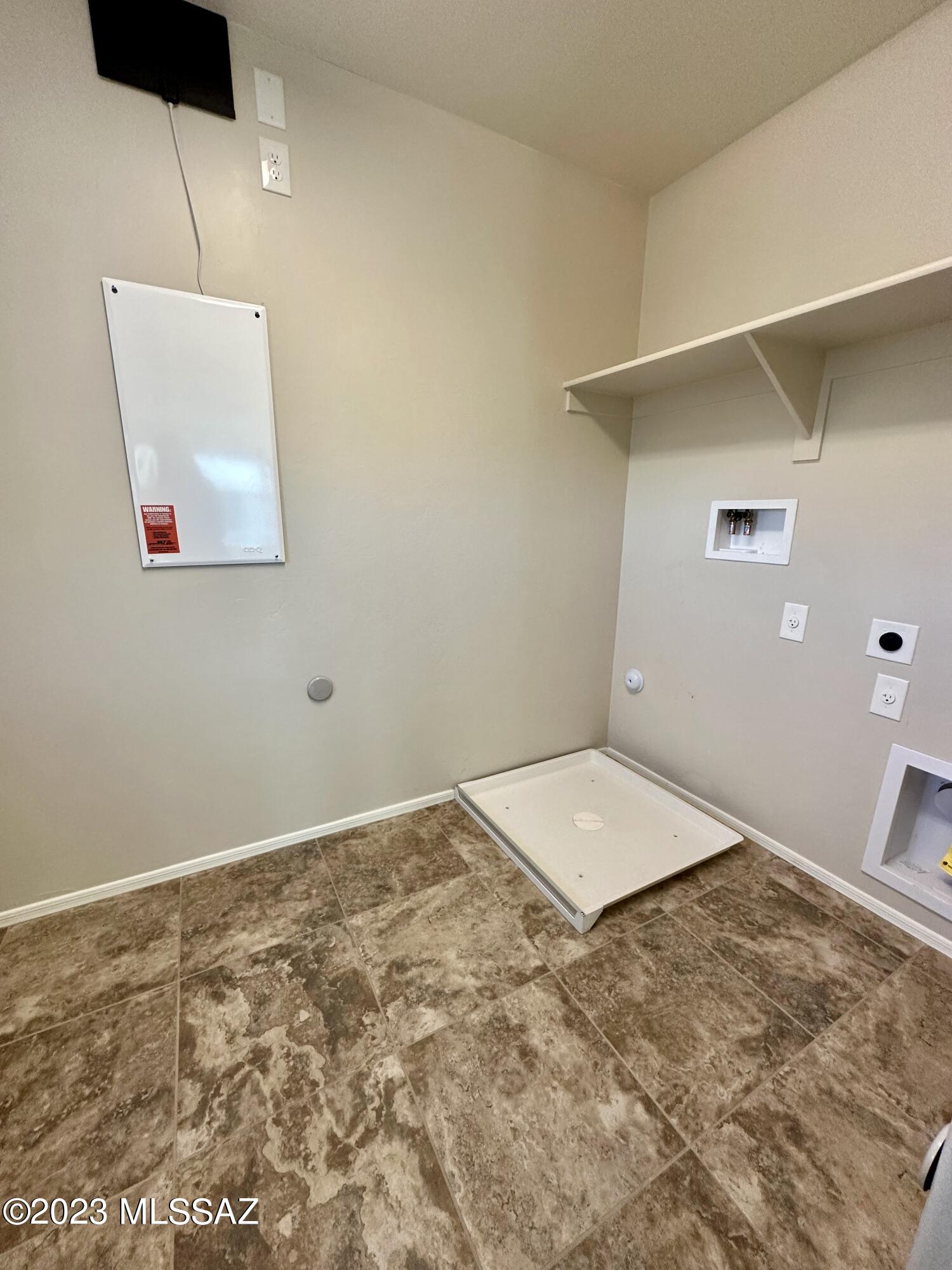 La Estancia De Tucson (331-410) - Residential Lease