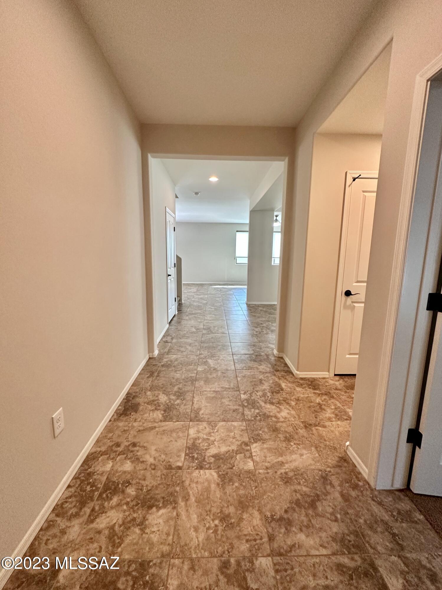 La Estancia De Tucson (331-410) - Residential Lease