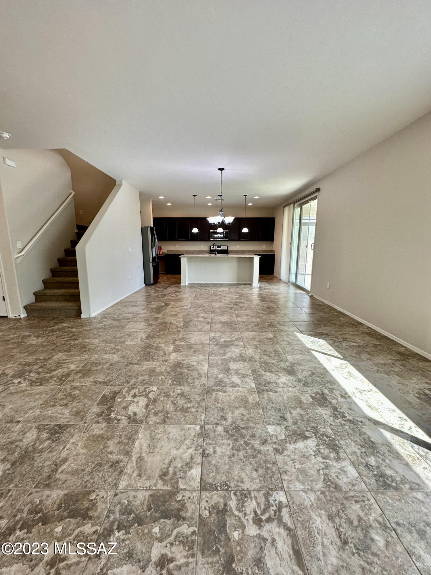 La Estancia De Tucson (331-410) - Residential Lease